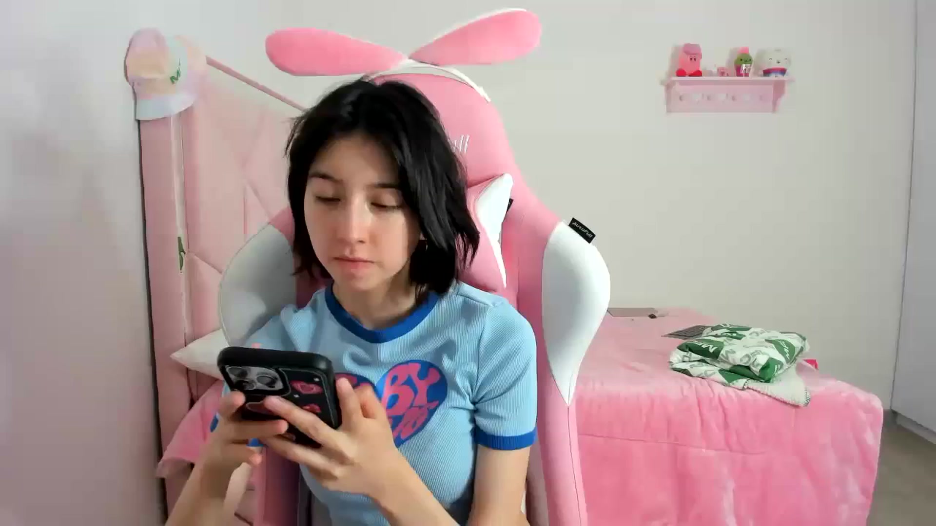 Gallery image thumbnail from Cherrycute666's myfreecams stream on, 12/26/2023, 03:12 image 4 of 20