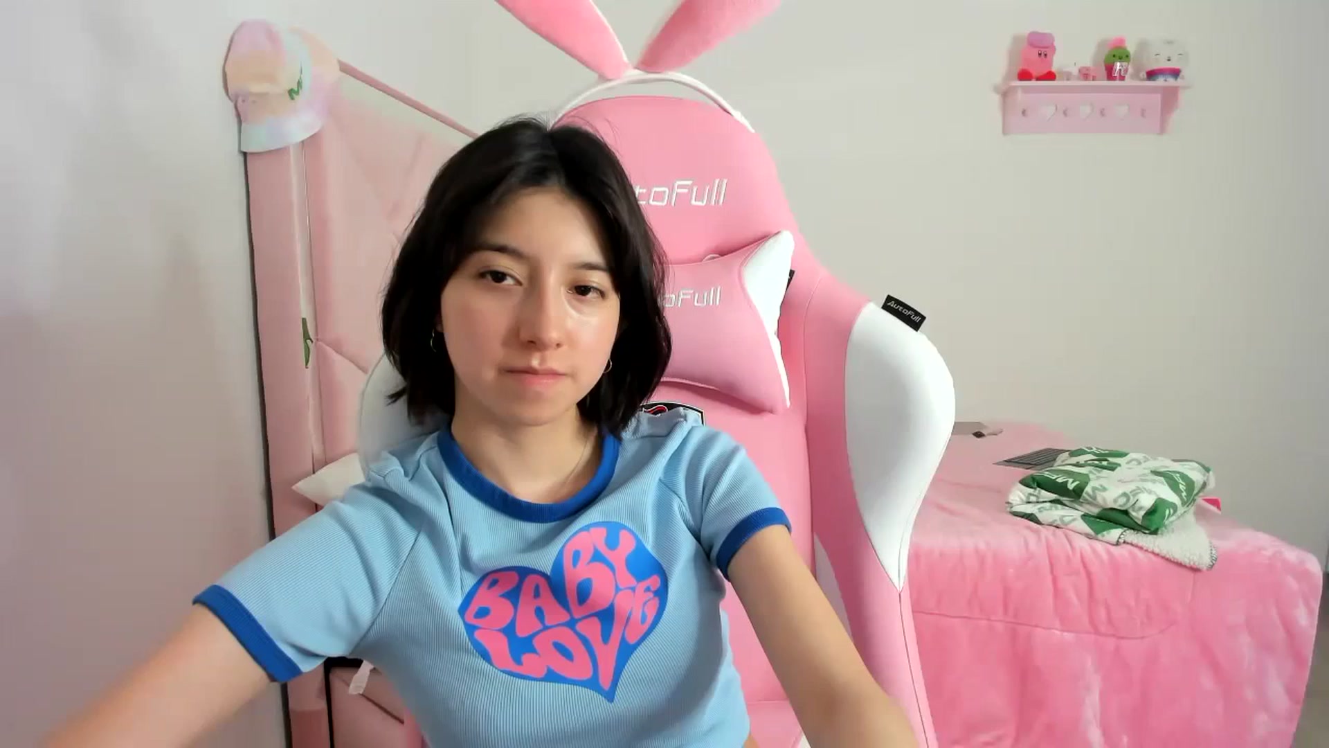 Gallery image thumbnail from Cherrycute666's myfreecams stream on, 12/26/2023, 03:12 image 19 of 20
