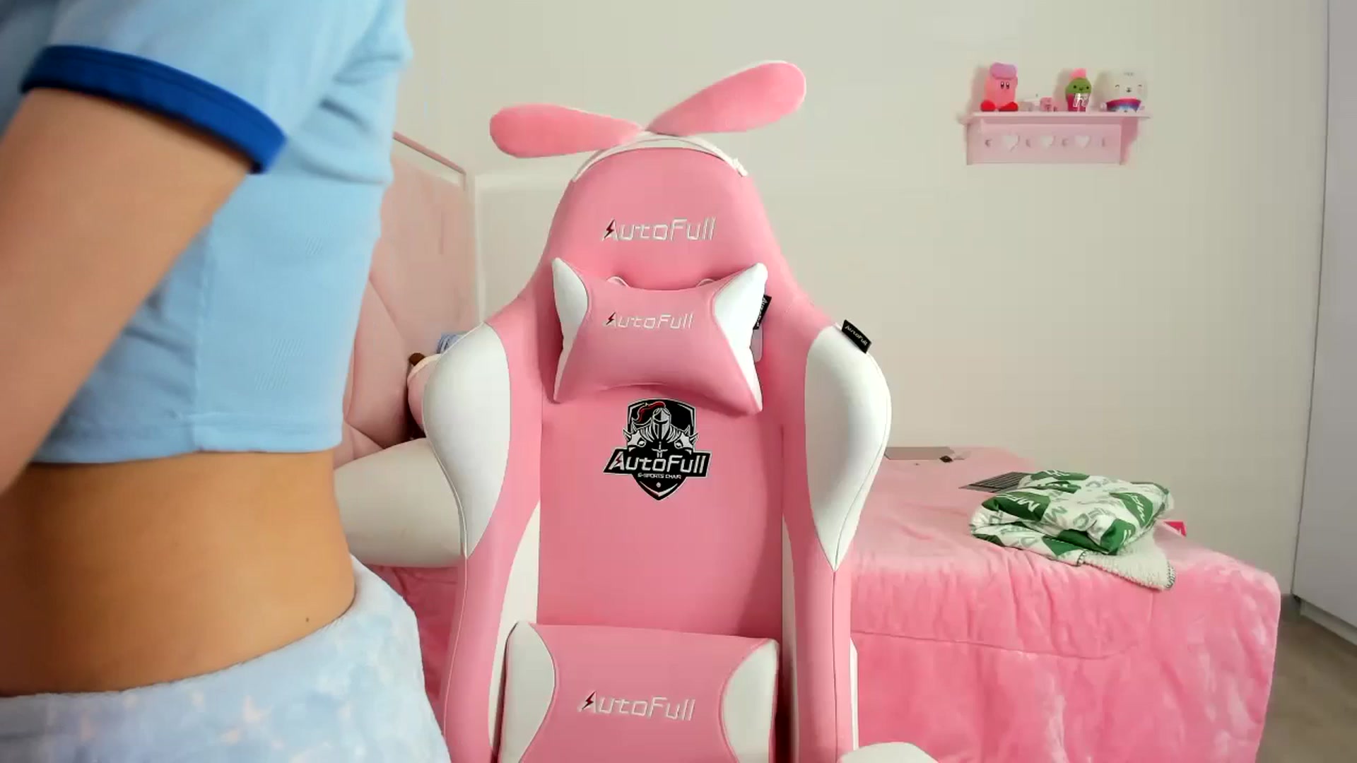 Gallery image thumbnail from Cherrycute666's myfreecams stream on, 12/26/2023, 03:12 image 2 of 20