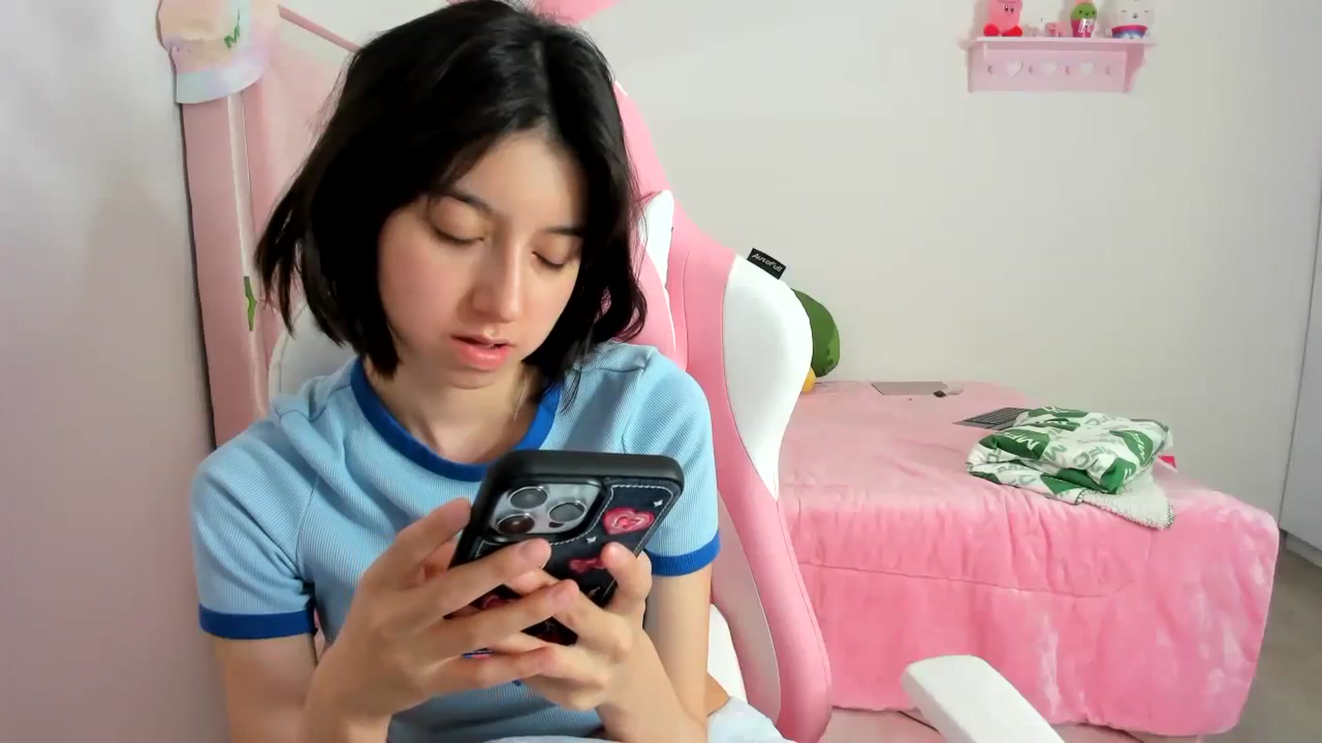Gallery image thumbnail from Cherrycute666's myfreecams stream on, 12/26/2023, 03:12 image 13 of 20