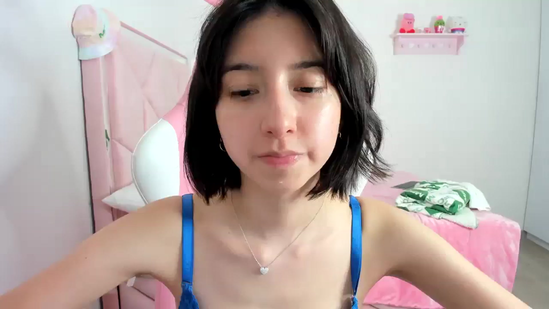 Gallery image thumbnail from Cherrycute666's myfreecams stream on, 12/26/2023, 03:34 image 10 of 20