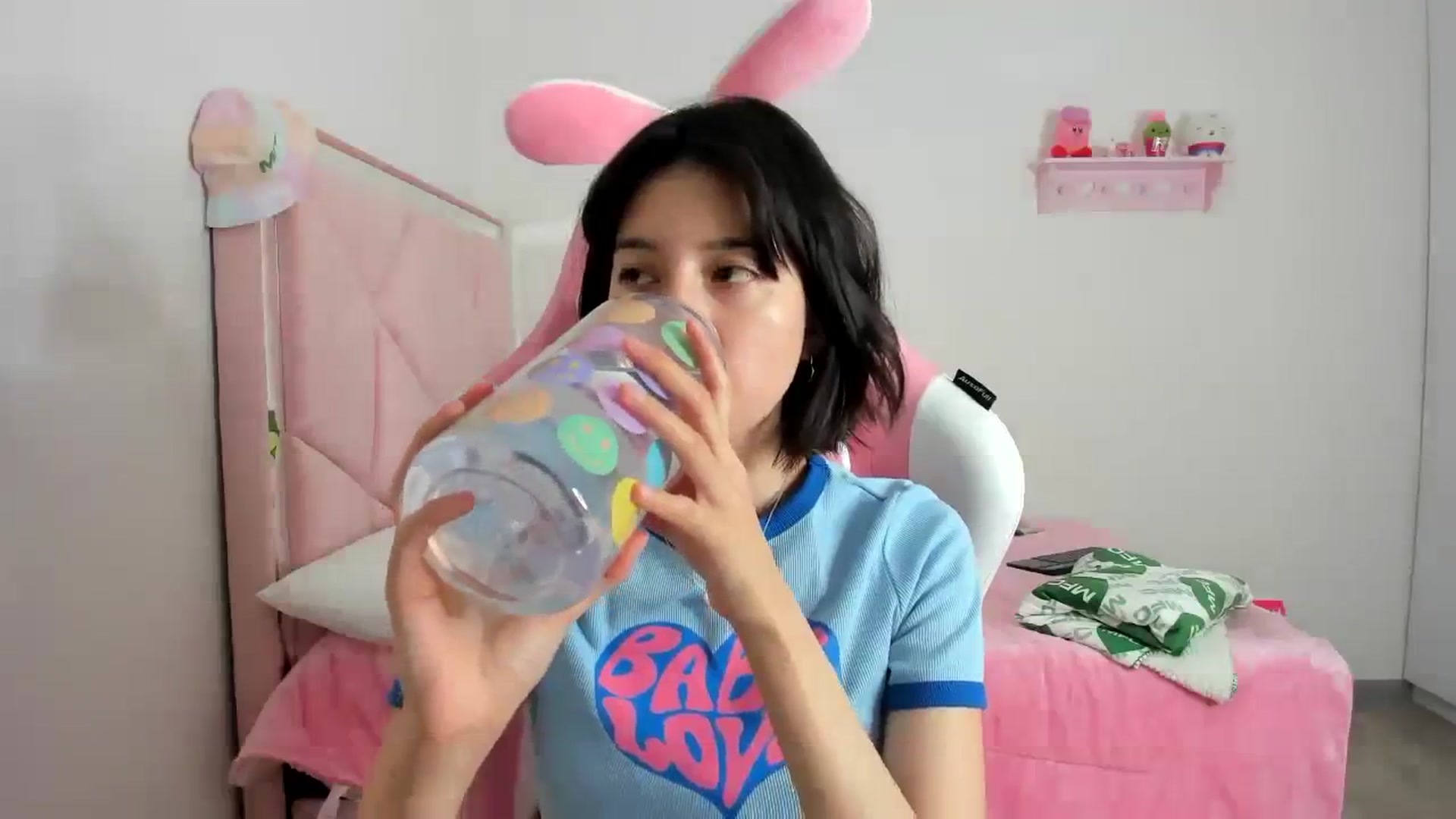 Gallery image thumbnail from Cherrycute666's myfreecams stream on, 12/26/2023, 07:22 image 2 of 20