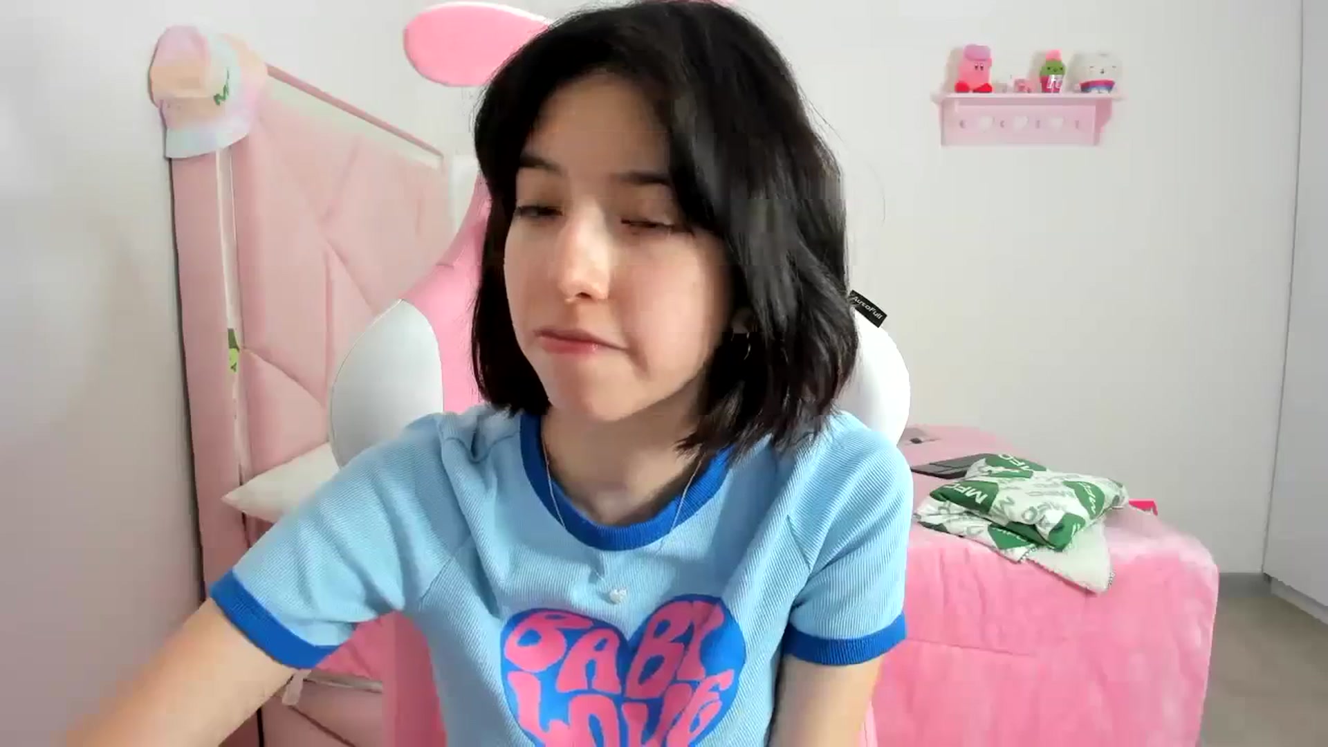 Gallery image thumbnail from Cherrycute666's myfreecams stream on, 12/26/2023, 07:22 image 3 of 20