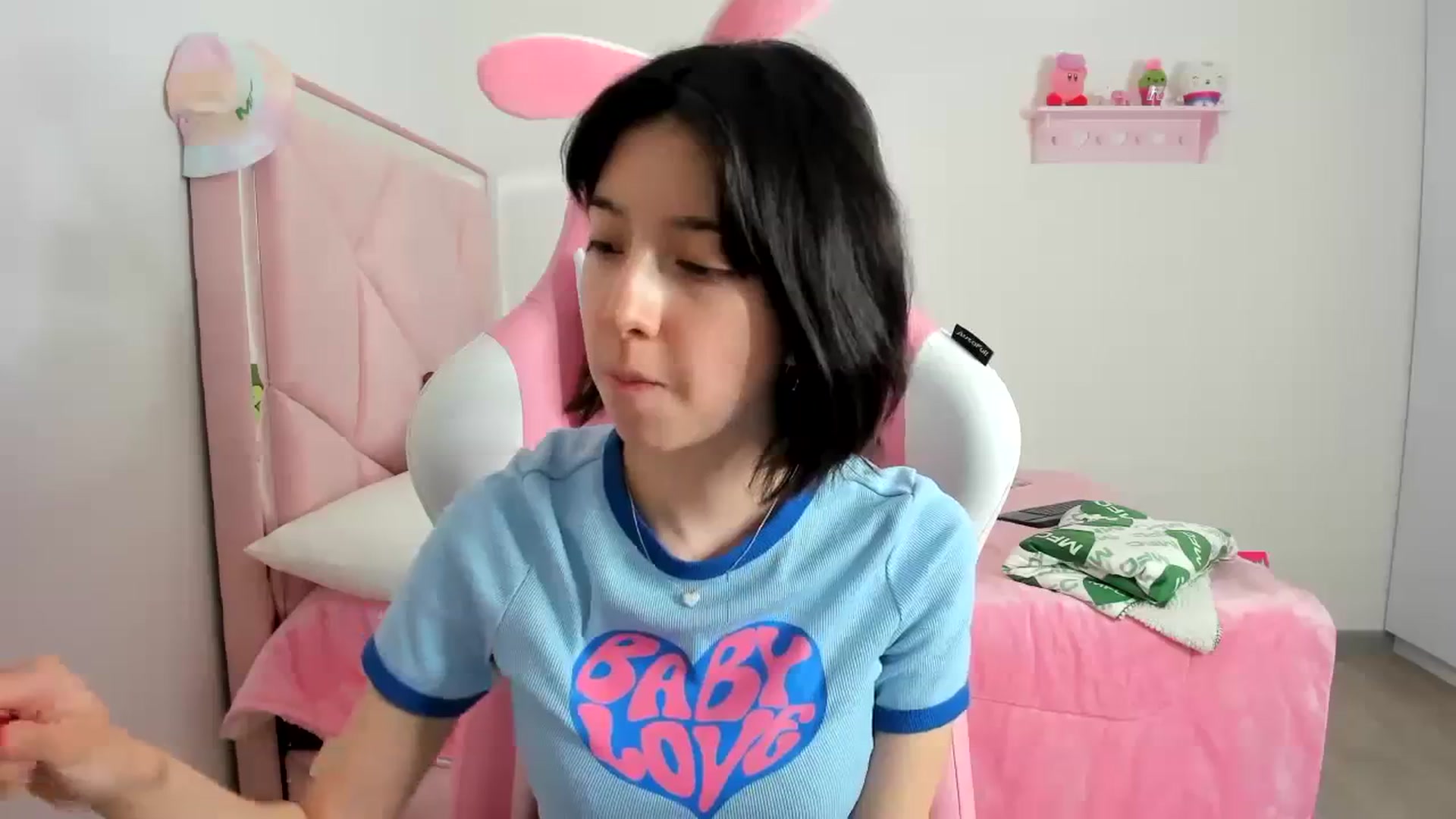 Gallery image thumbnail from Cherrycute666's myfreecams stream on, 12/26/2023, 07:22 image 4 of 20