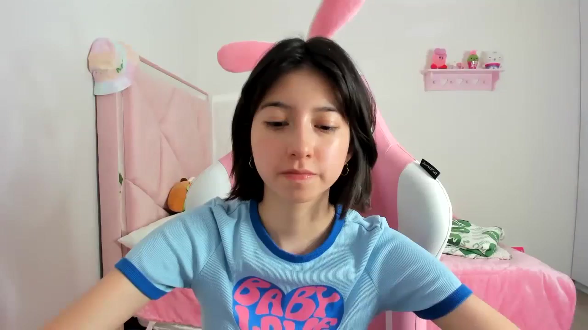 Gallery image thumbnail from Cherrycute666's myfreecams stream on, 12/26/2023, 08:26 image 1 of 20