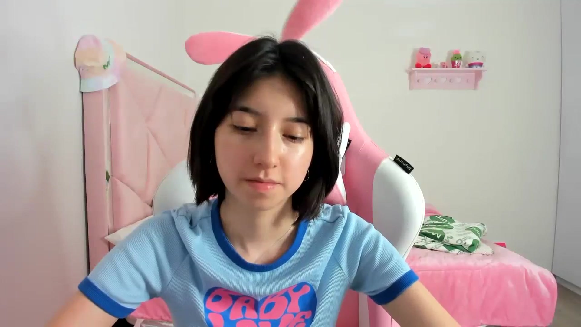 Gallery image thumbnail from Cherrycute666's myfreecams stream on, 12/26/2023, 08:26 image 3 of 20