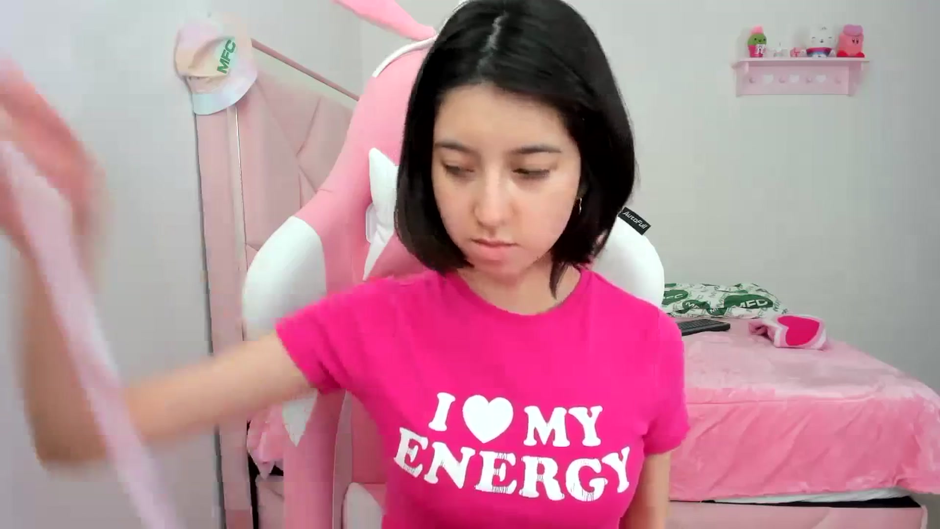 Gallery image thumbnail from Cherrycute666's myfreecams stream on, 01/03/2024, 22:49 image 18 of 20