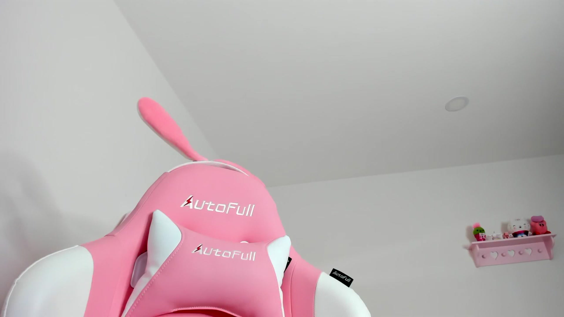 Gallery image thumbnail from Cherrycute666's myfreecams stream on, 01/07/2024, 05:08 image 20 of 20