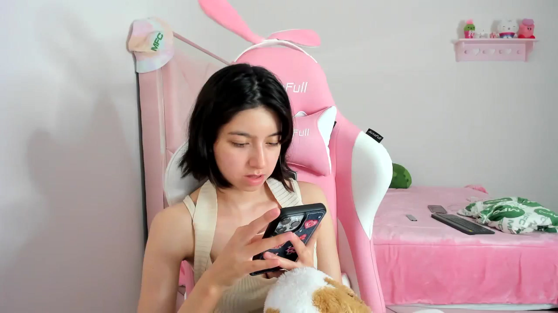 Gallery image thumbnail from Cherrycute666's myfreecams stream on, 01/07/2024, 12:07 image 2 of 20