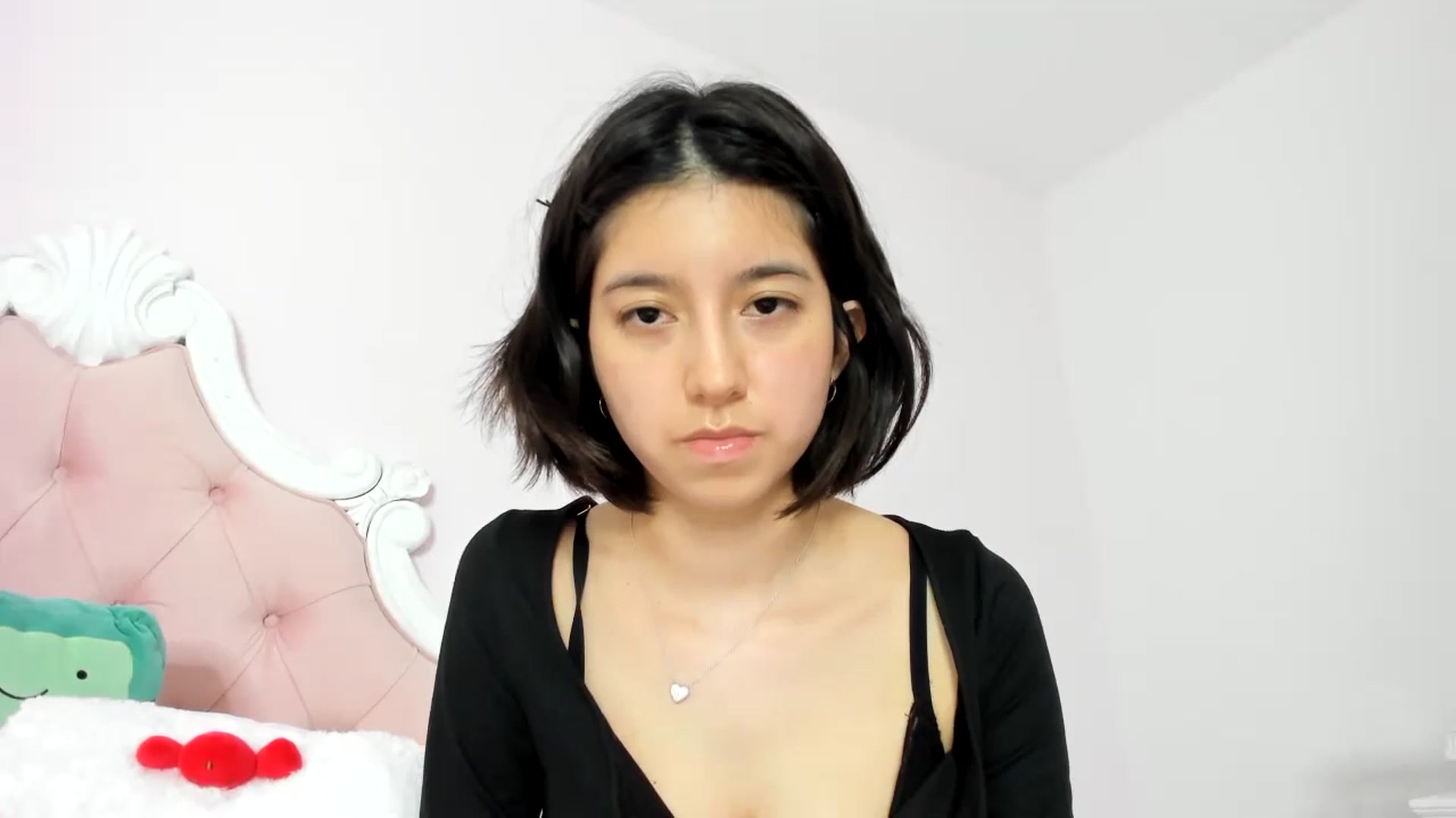 Gallery image thumbnail from Cherrycute666's myfreecams stream on, 01/09/2024, 05:39 image 17 of 20
