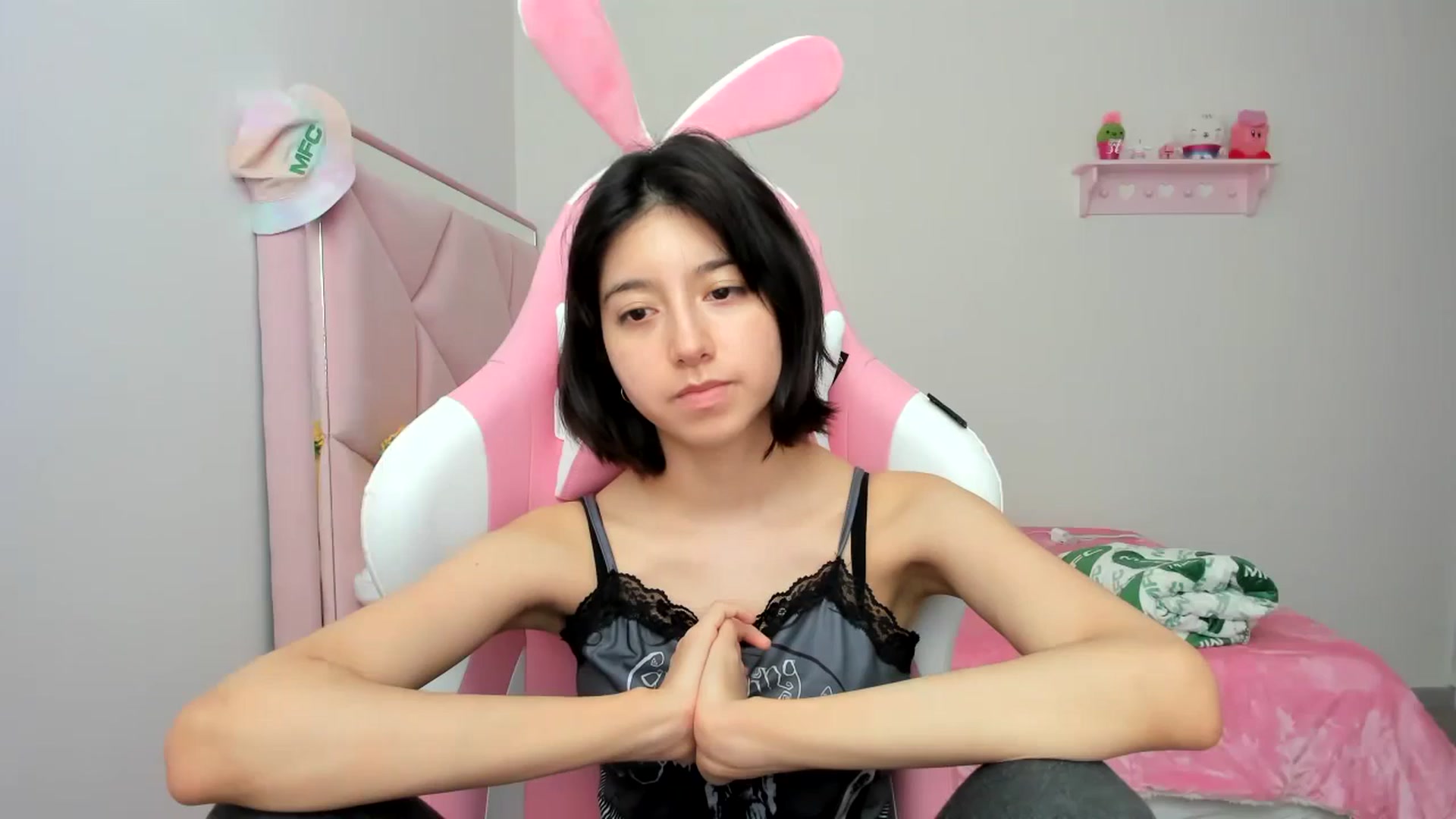 Gallery image thumbnail from Cherrycute666's myfreecams stream on, 01/09/2024, 21:22 image 18 of 20