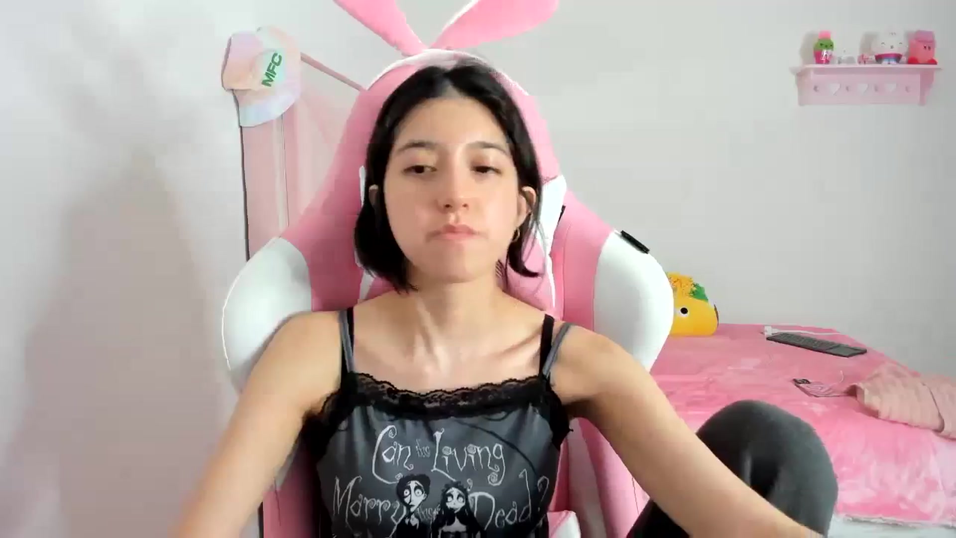 Gallery image thumbnail from Cherrycute666's myfreecams stream on, 01/10/2024, 07:57 image 7 of 20