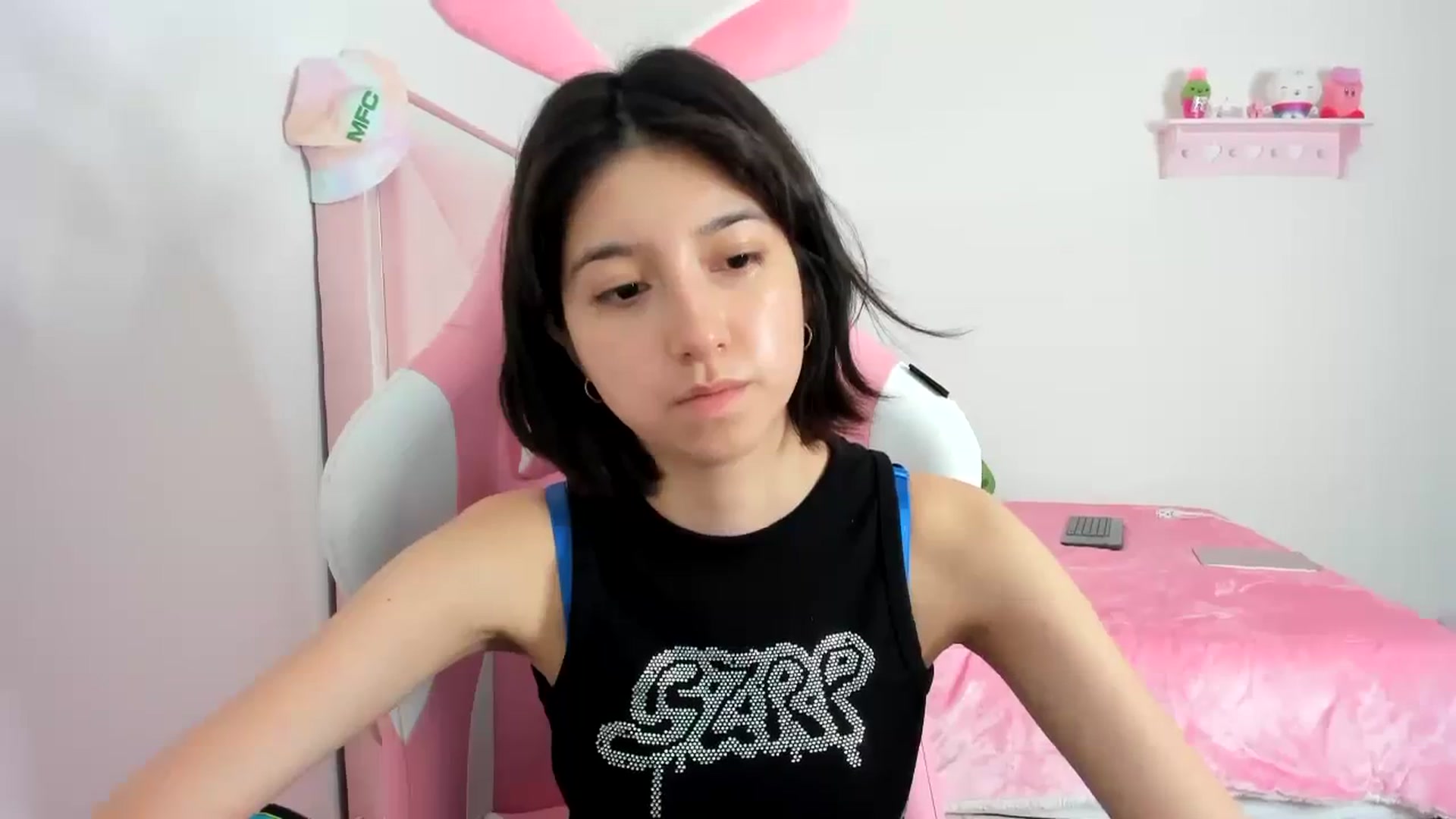 Gallery image thumbnail from Cherrycute666's myfreecams stream on, 01/11/2024, 23:46 image 15 of 20