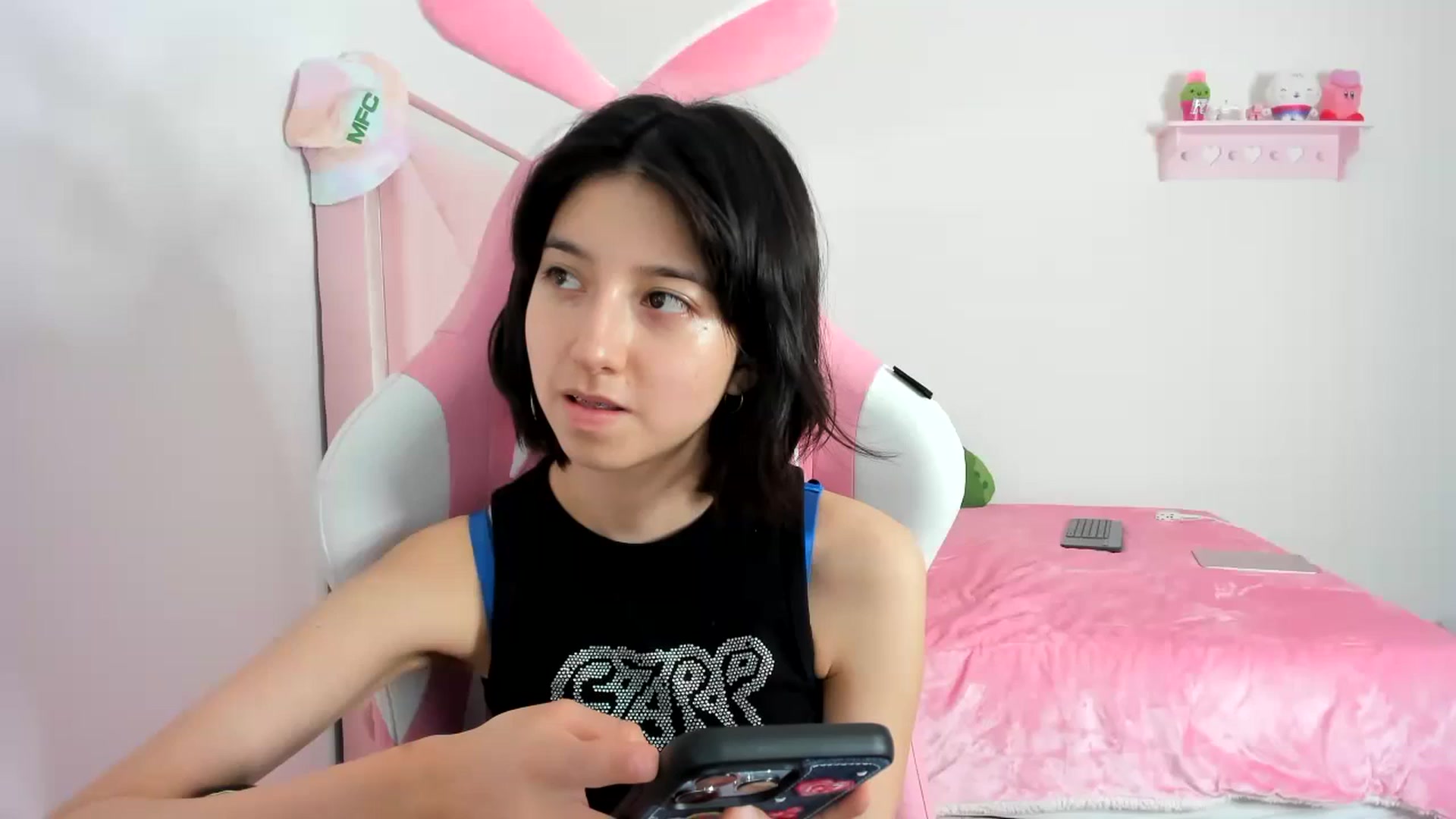 Gallery image thumbnail from Cherrycute666's myfreecams stream on, 01/11/2024, 23:46 image 19 of 20
