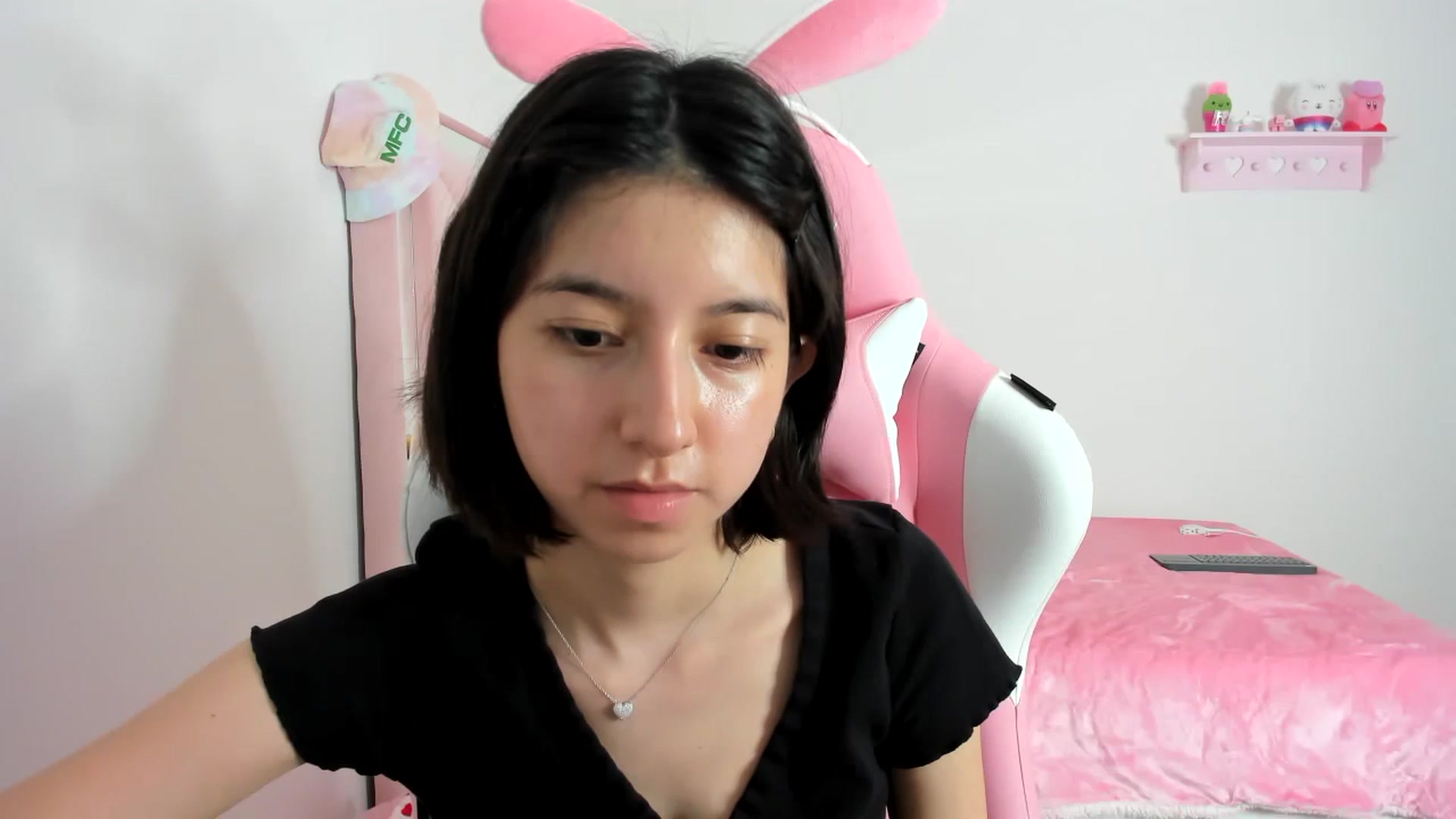 Gallery image thumbnail from Cherrycute666's myfreecams stream on, 01/12/2024, 09:13 image 7 of 20