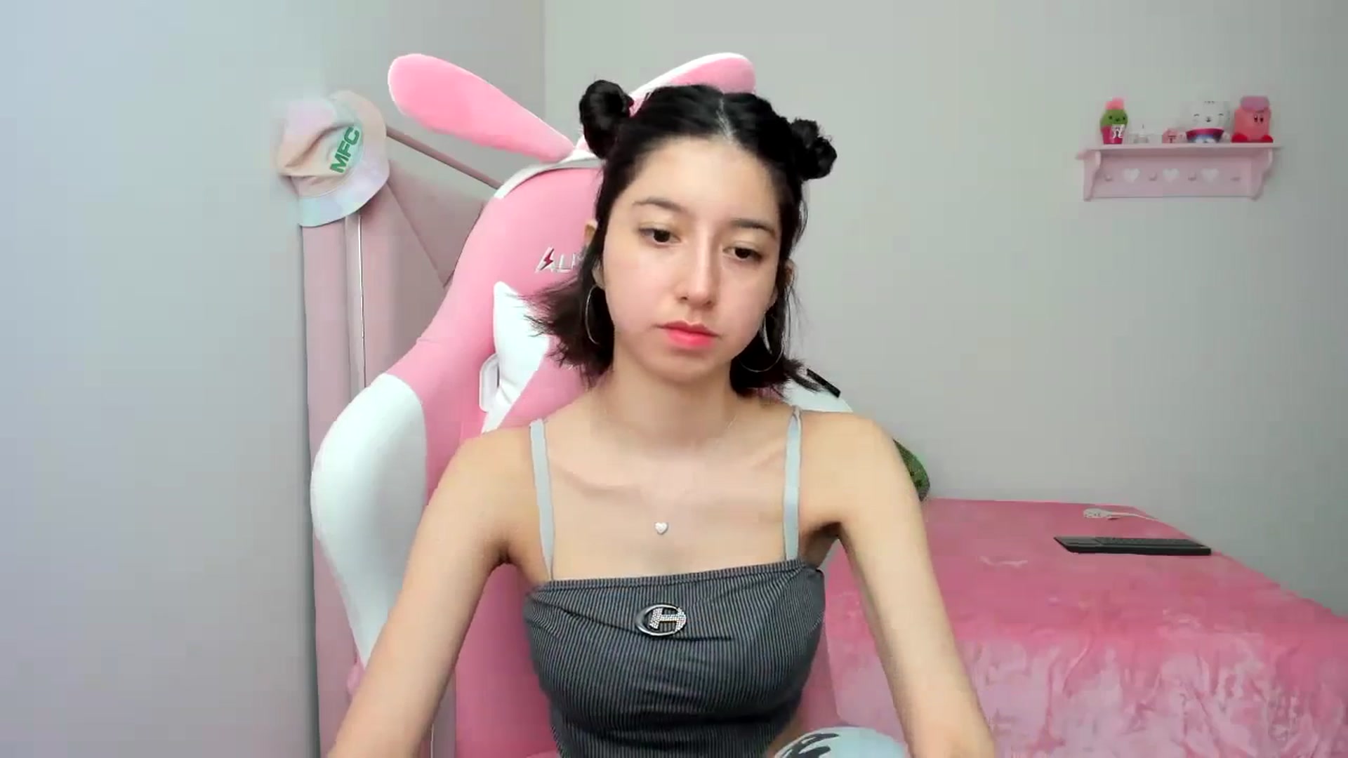 Gallery image thumbnail from Cherrycute666's myfreecams stream on, 01/12/2024, 21:03 image 18 of 20