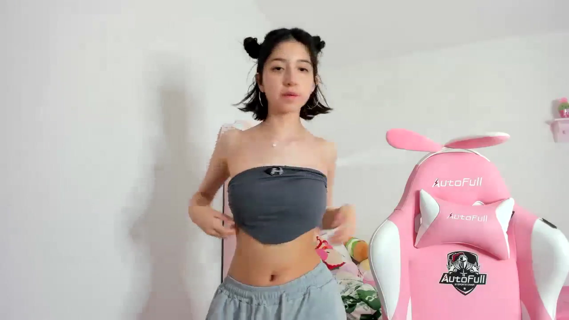 Gallery image thumbnail from Cherrycute666's myfreecams stream on, 01/13/2024, 06:05 image 20 of 20