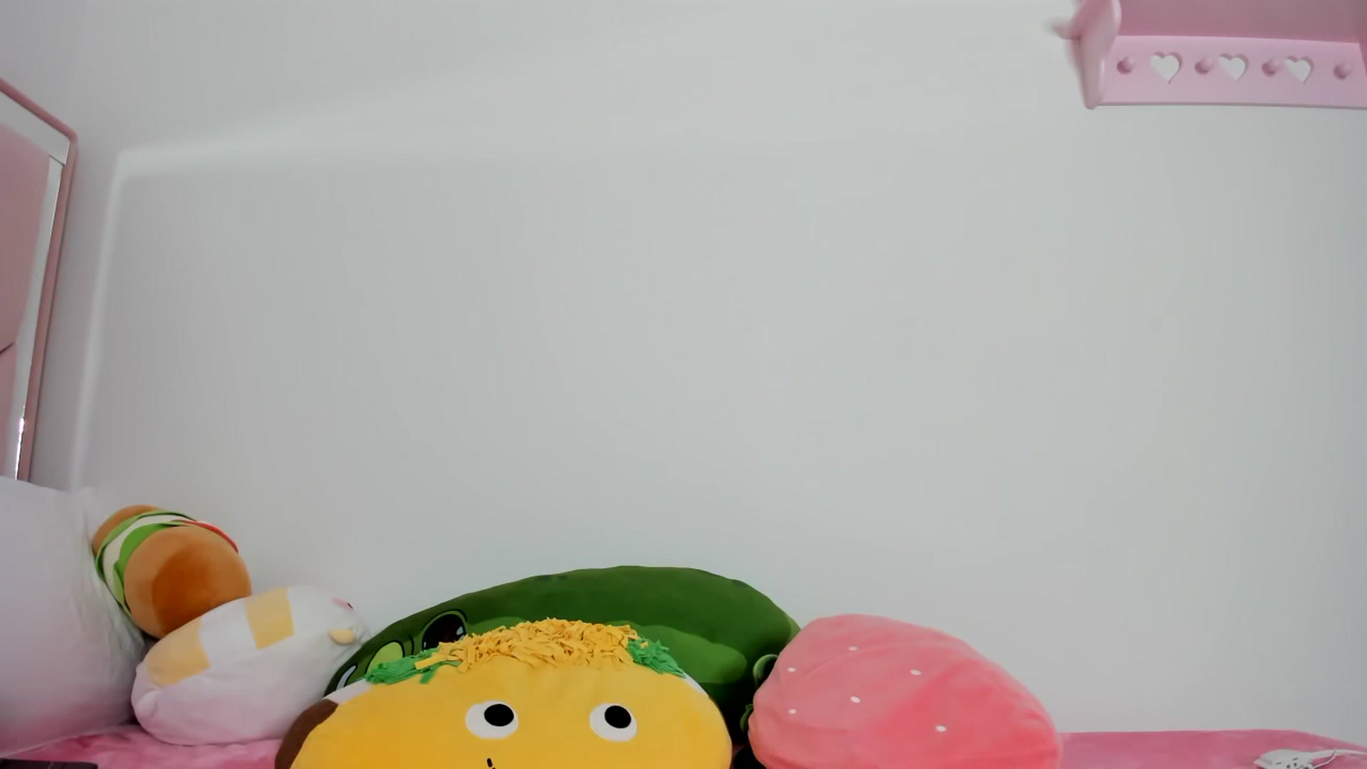 Gallery image thumbnail from Cherrycute666's myfreecams stream on, 01/13/2024, 06:05 image 13 of 20