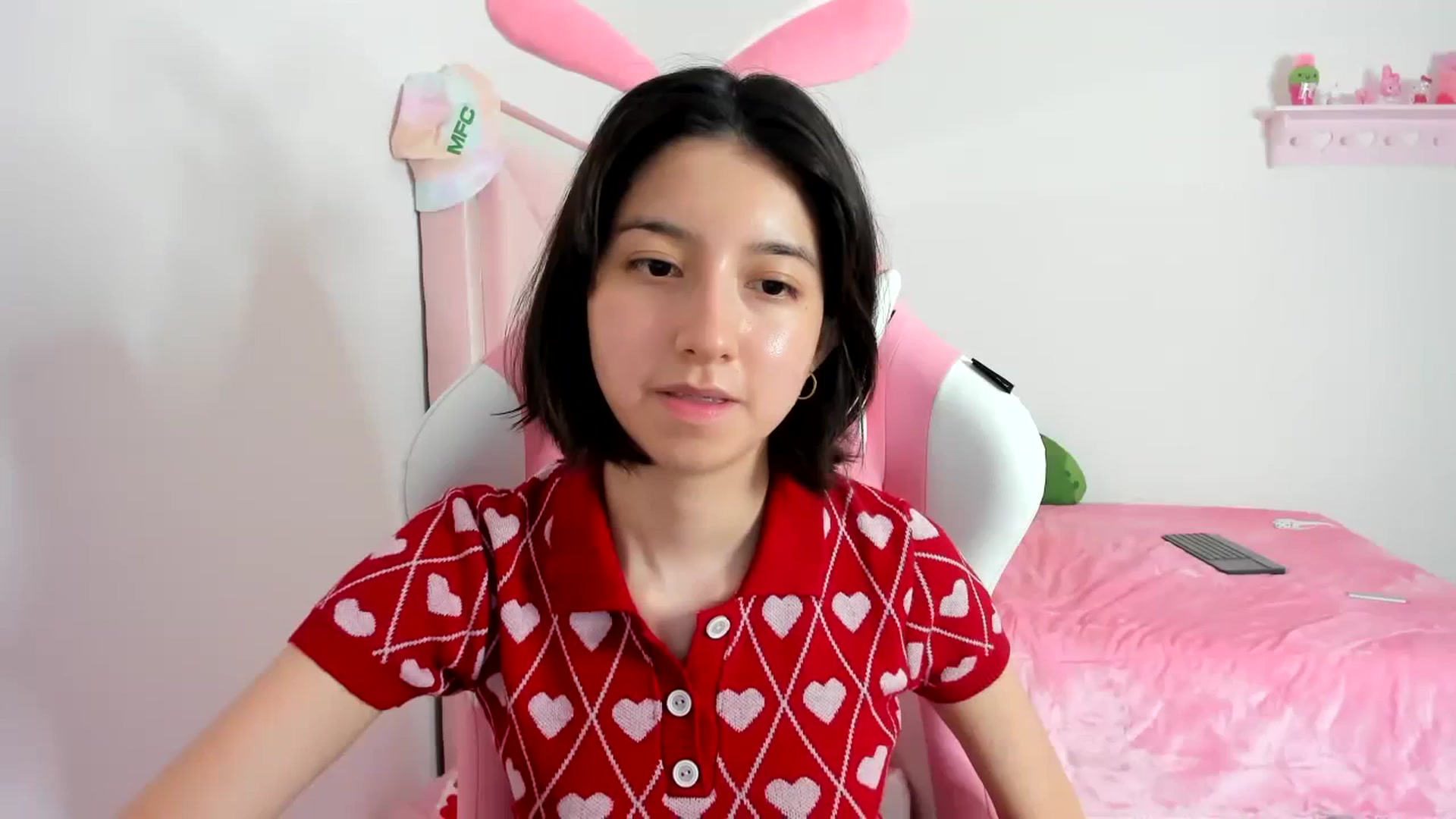 Gallery image thumbnail from Cherrycute666's myfreecams stream on, 01/13/2024, 10:42 image 9 of 20
