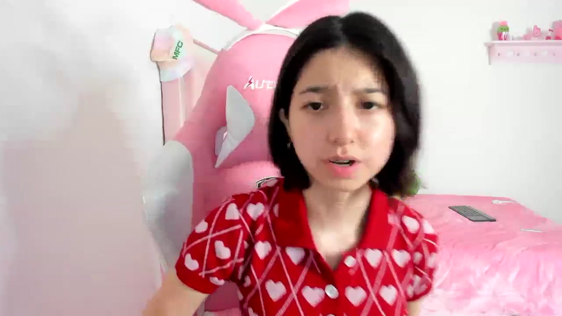 Gallery image thumbnail from Cherrycute666's myfreecams stream on, 01/13/2024, 10:42 image 17 of 20