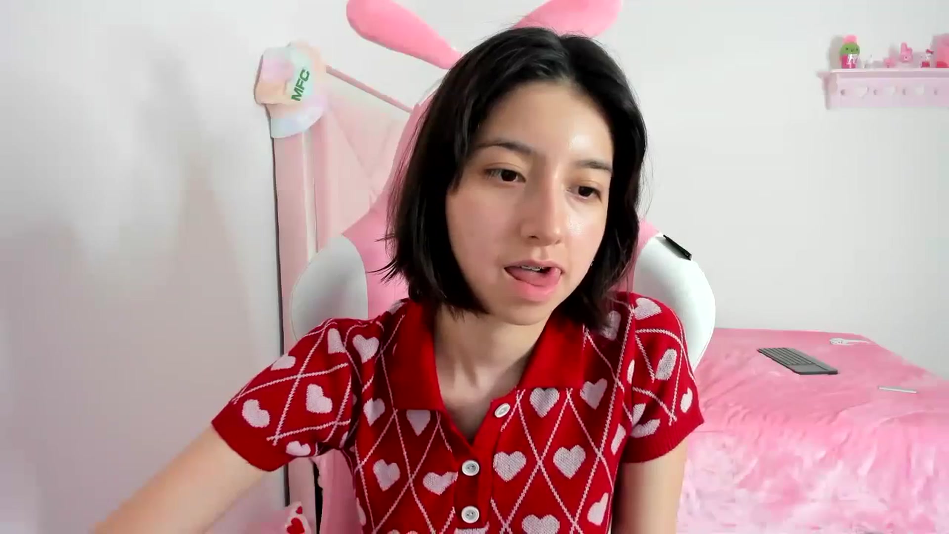 Gallery image thumbnail from Cherrycute666's myfreecams stream on, 01/13/2024, 10:42 image 10 of 20