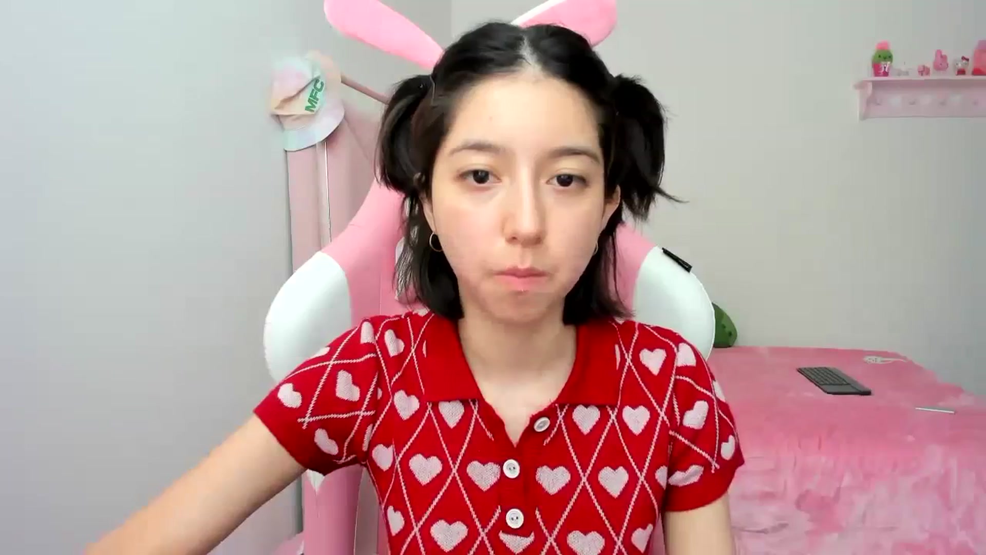 Gallery image thumbnail from Cherrycute666's myfreecams stream on, 01/13/2024, 21:37 image 7 of 20