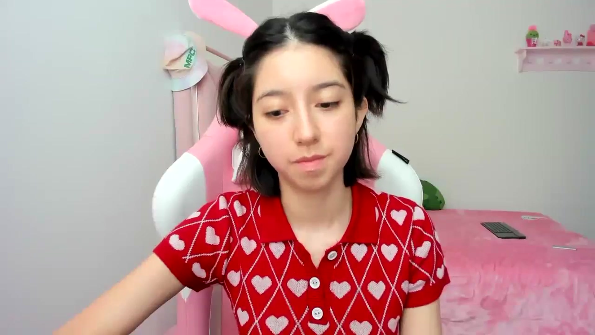 Gallery image thumbnail from Cherrycute666's myfreecams stream on, 01/13/2024, 21:37 image 5 of 20