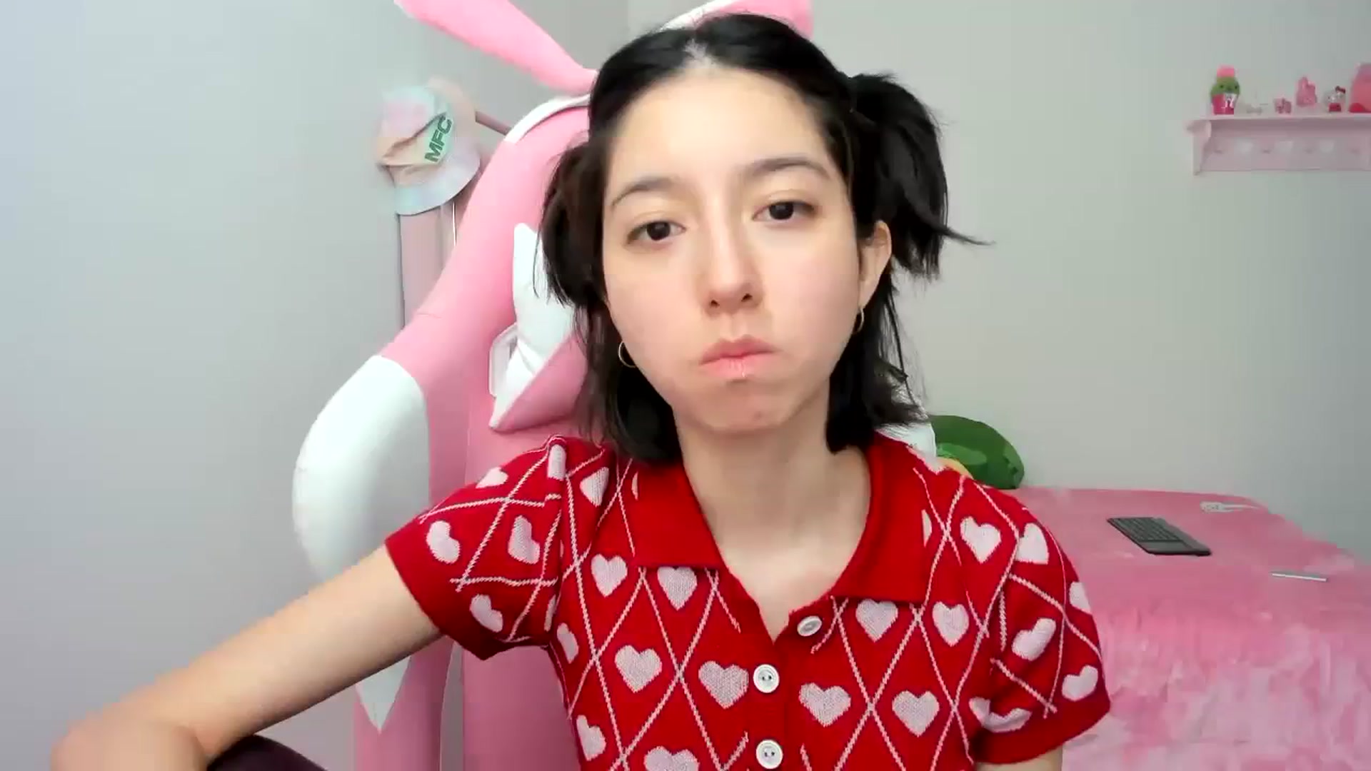 Gallery image thumbnail from Cherrycute666's myfreecams stream on, 01/13/2024, 21:37 image 1 of 20