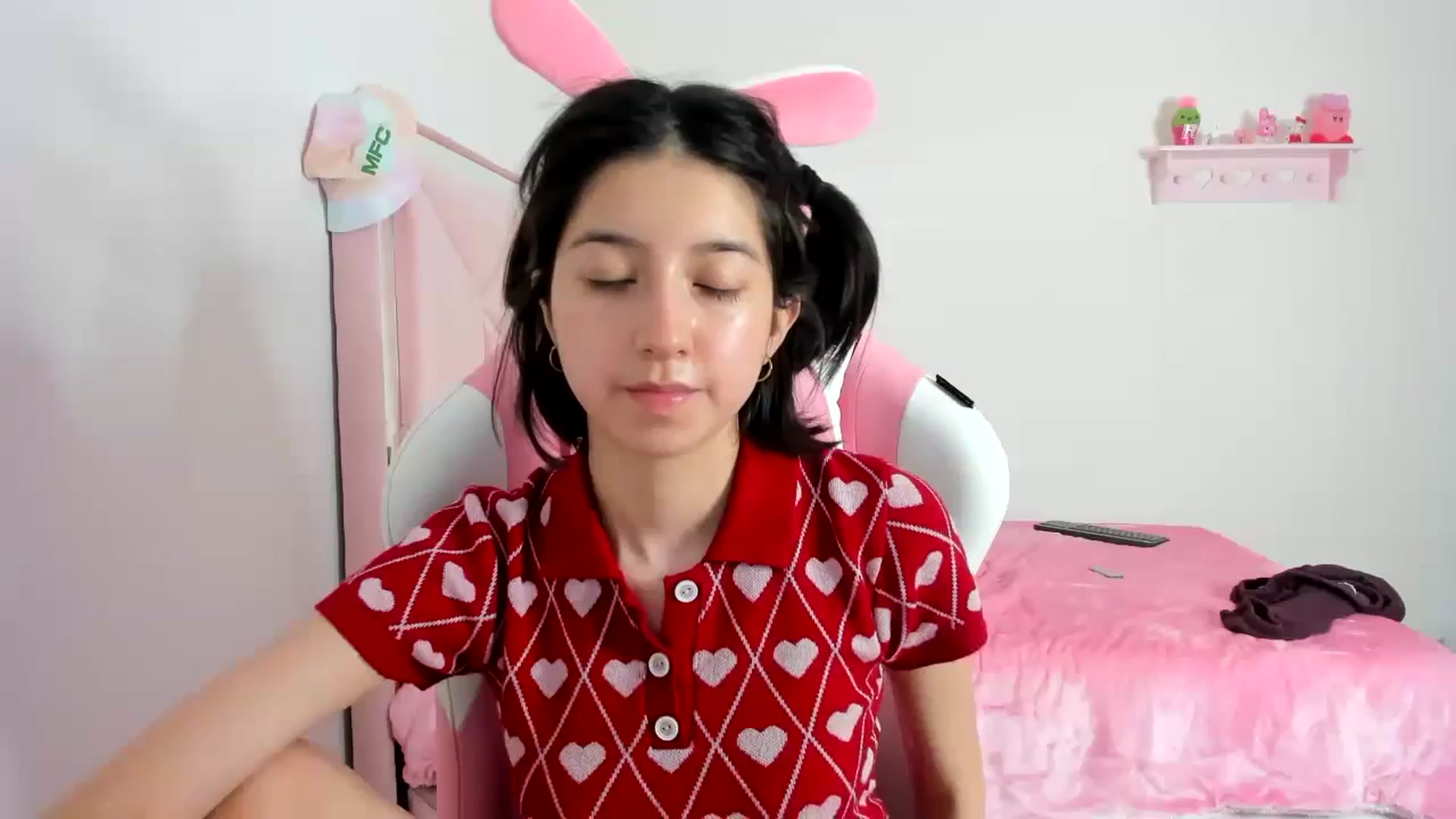 Gallery image thumbnail from Cherrycute666's myfreecams stream on, 01/14/2024, 11:48 image 1 of 20