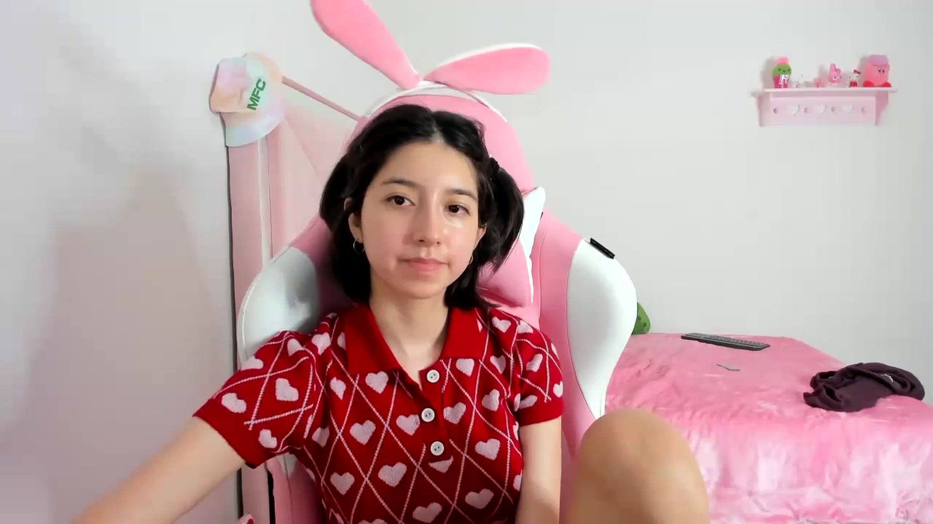 Gallery image thumbnail from Cherrycute666's myfreecams stream on, 01/14/2024, 11:48 image 2 of 20