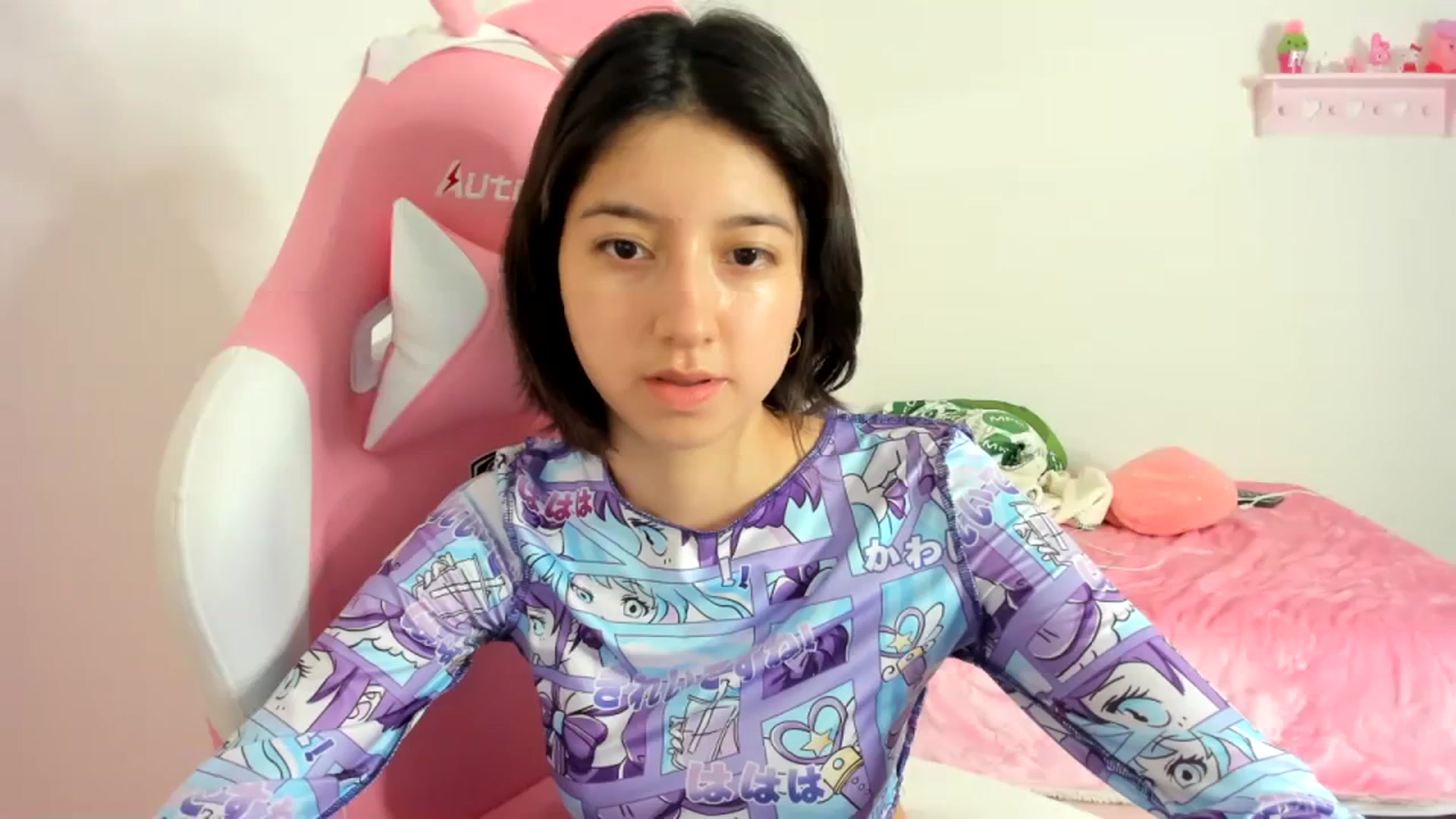 Gallery image thumbnail from Cherrycute666's myfreecams stream on, 01/15/2024, 01:09 image 16 of 20