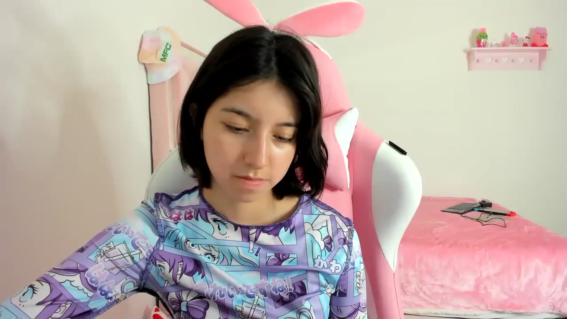 Gallery image thumbnail from Cherrycute666's myfreecams stream on, 01/15/2024, 11:08 image 11 of 20