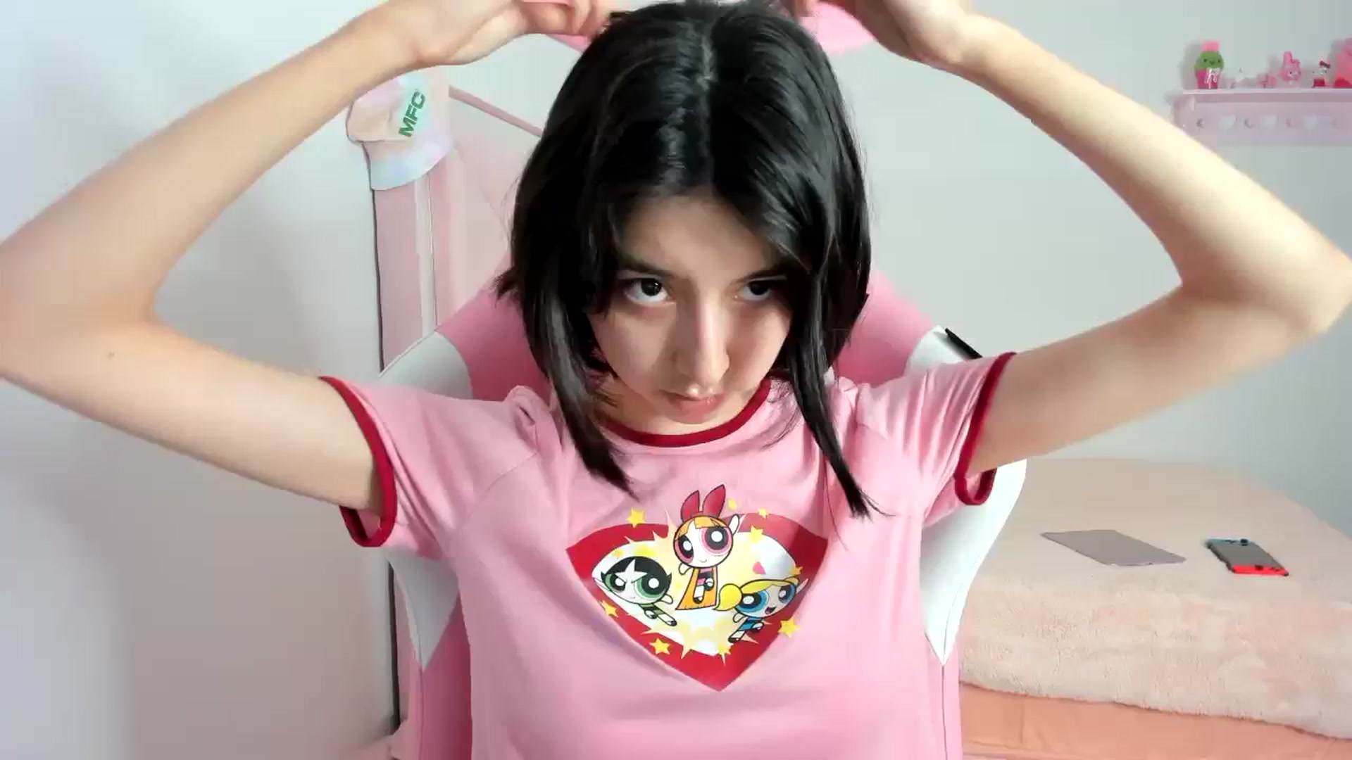Gallery image thumbnail from Cherrycute666's myfreecams stream on, 01/16/2024, 04:44 image 1 of 20