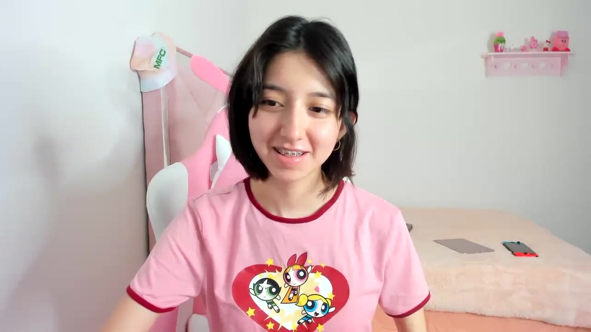 Gallery image thumbnail from Cherrycute666's myfreecams stream on, 01/16/2024, 04:44 image 14 of 20