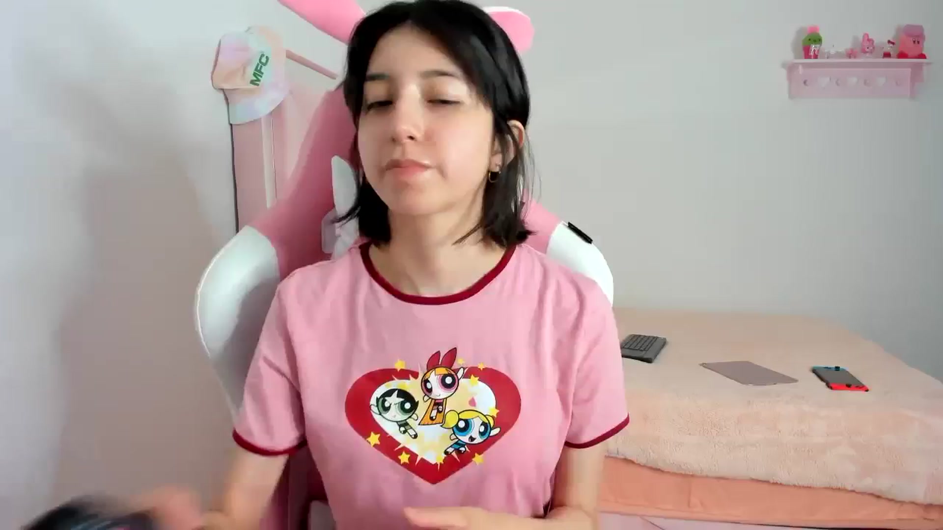 Gallery image thumbnail from Cherrycute666's myfreecams stream on, 01/16/2024, 04:44 image 6 of 20