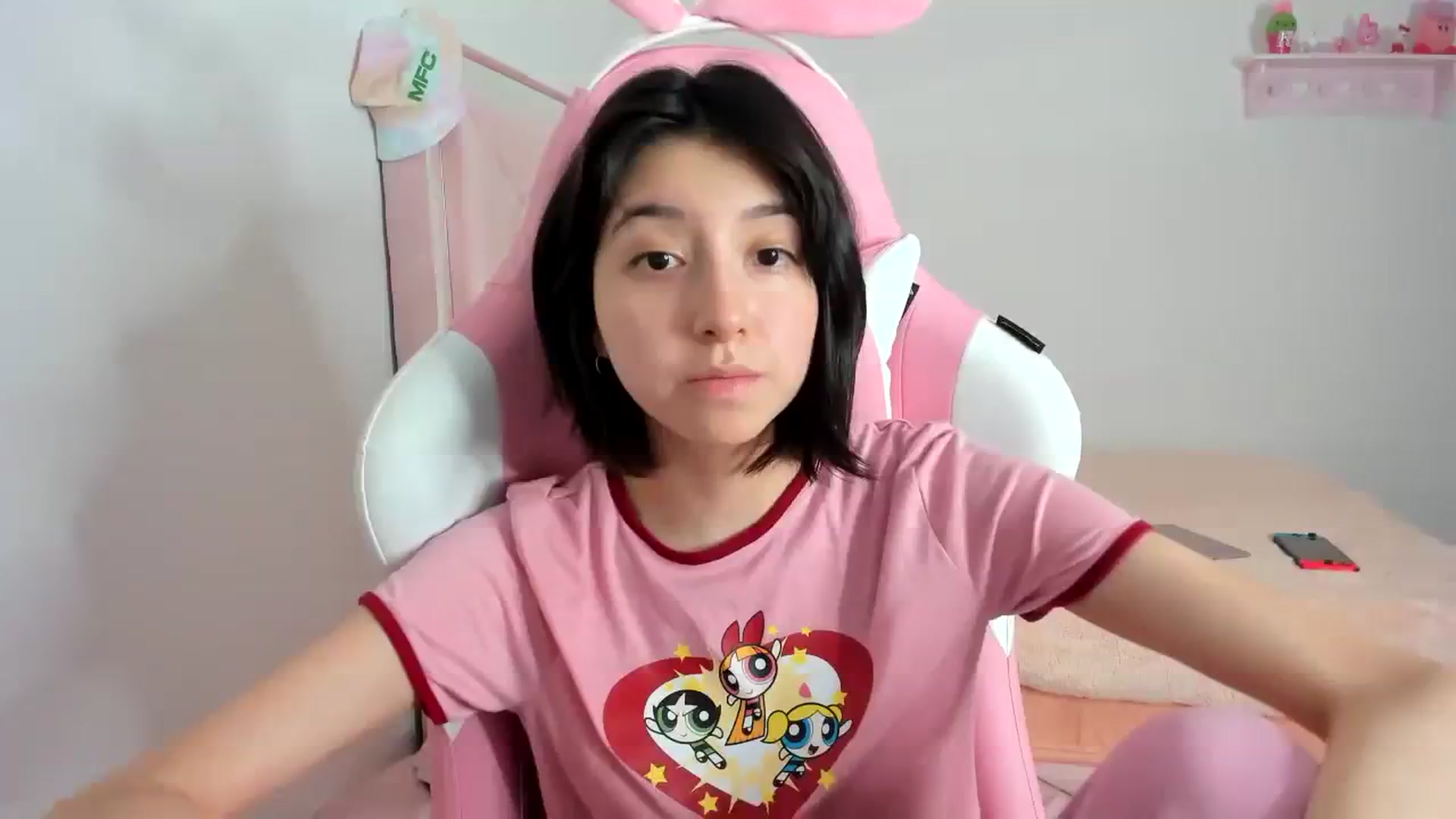 Gallery image thumbnail from Cherrycute666's myfreecams stream on, 01/16/2024, 07:21 image 10 of 20