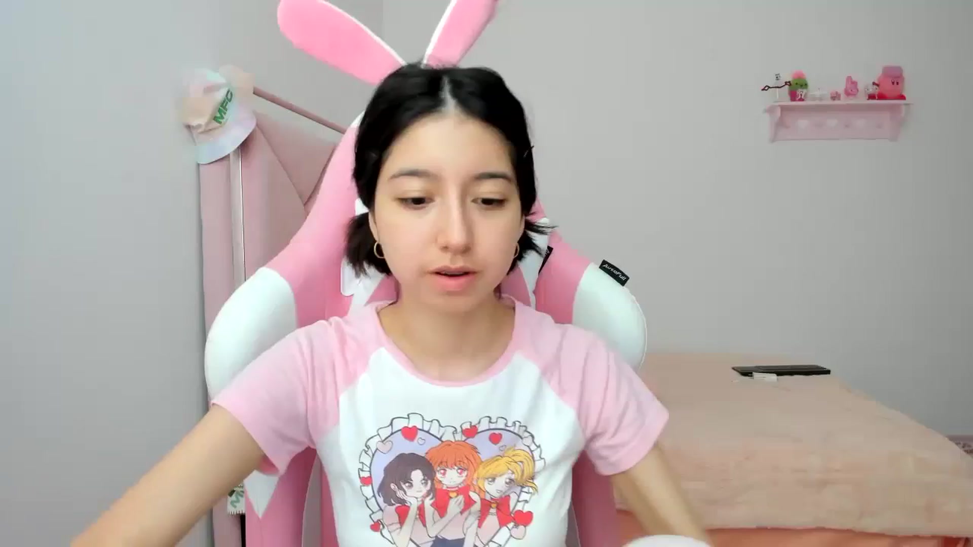 Gallery image thumbnail from Cherrycute666's myfreecams stream on, 01/23/2024, 20:48 image 1 of 20