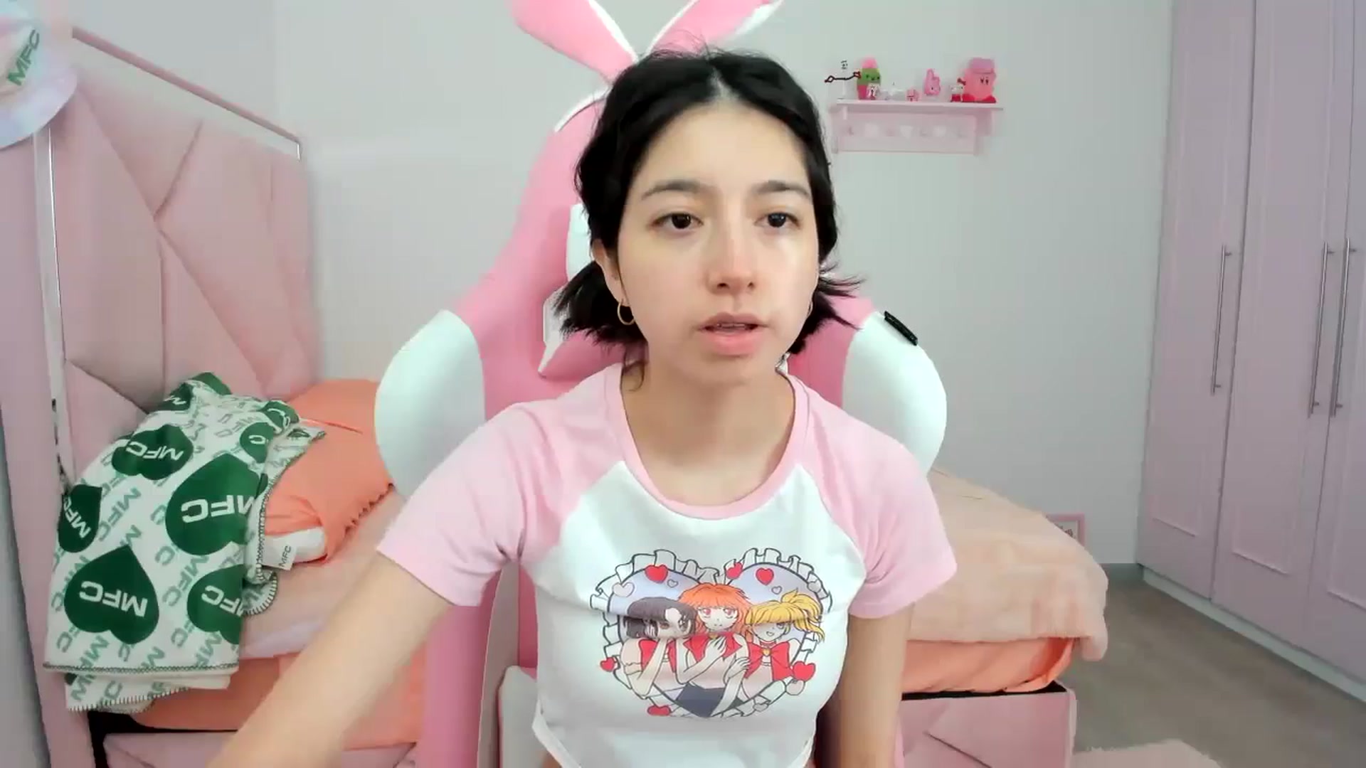 Gallery image thumbnail from Cherrycute666's myfreecams stream on, 01/23/2024, 22:02 image 8 of 20