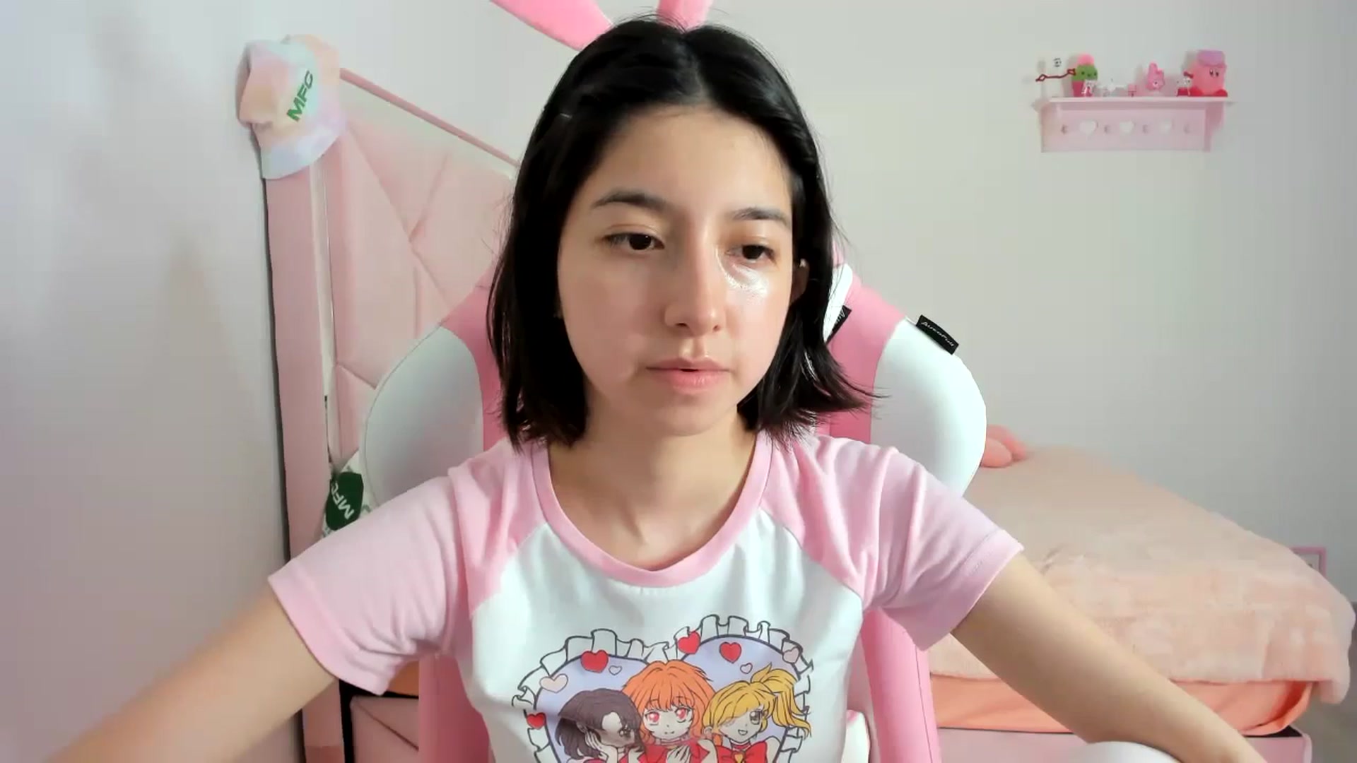 Gallery image thumbnail from Cherrycute666's myfreecams stream on, 01/24/2024, 01:38 image 8 of 20