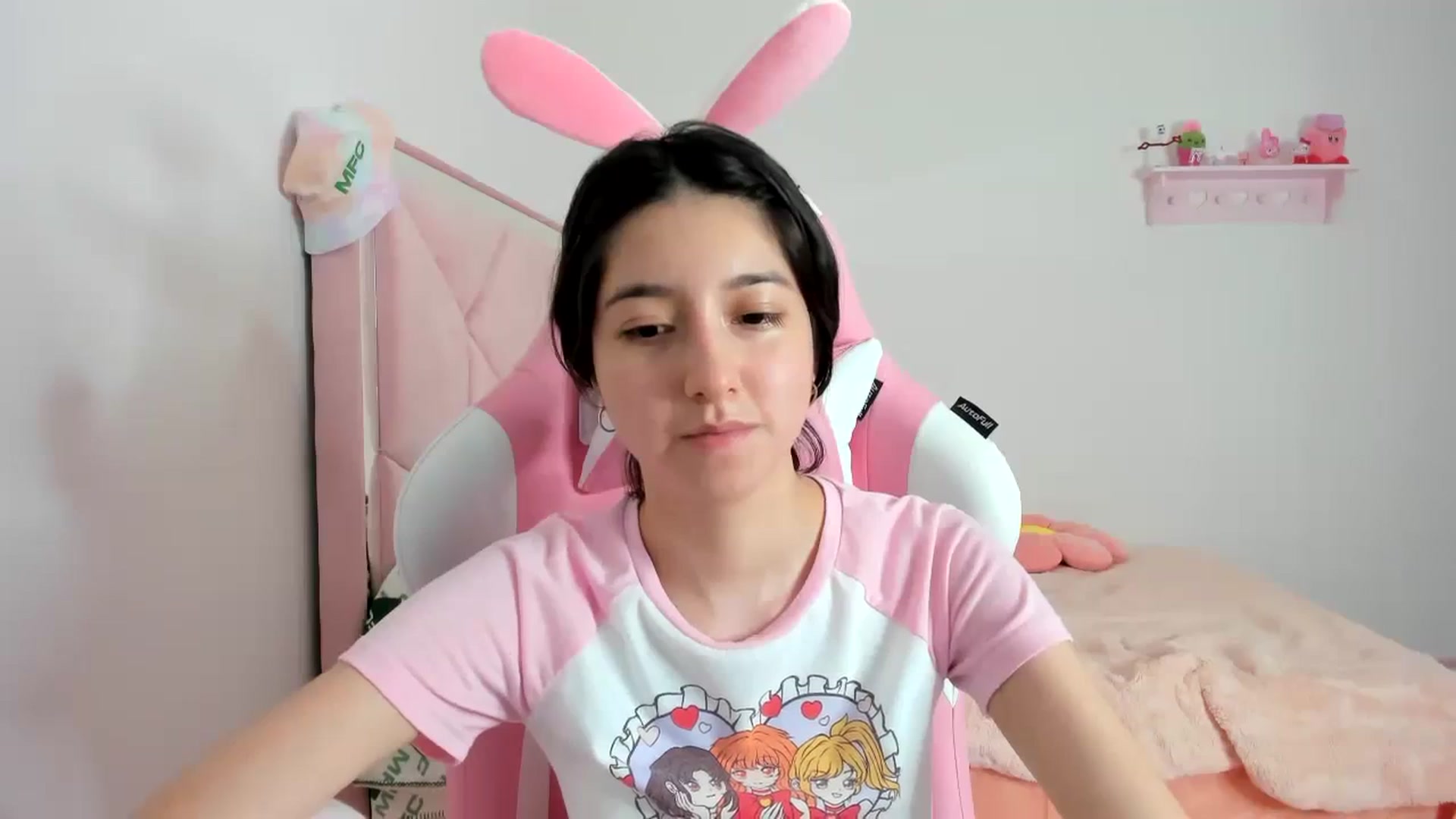 Gallery image thumbnail from Cherrycute666's myfreecams stream on, 01/24/2024, 06:27 image 19 of 20