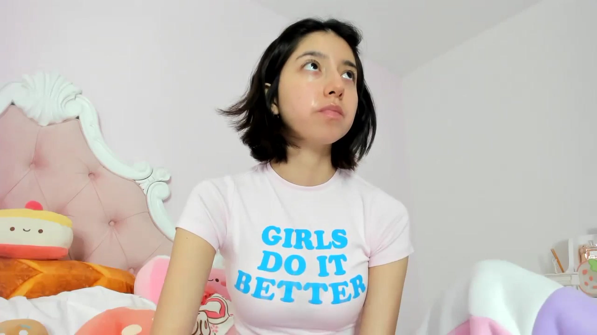 Gallery image thumbnail from Cherrycute666's myfreecams stream on, 01/25/2024, 01:08 image 20 of 20