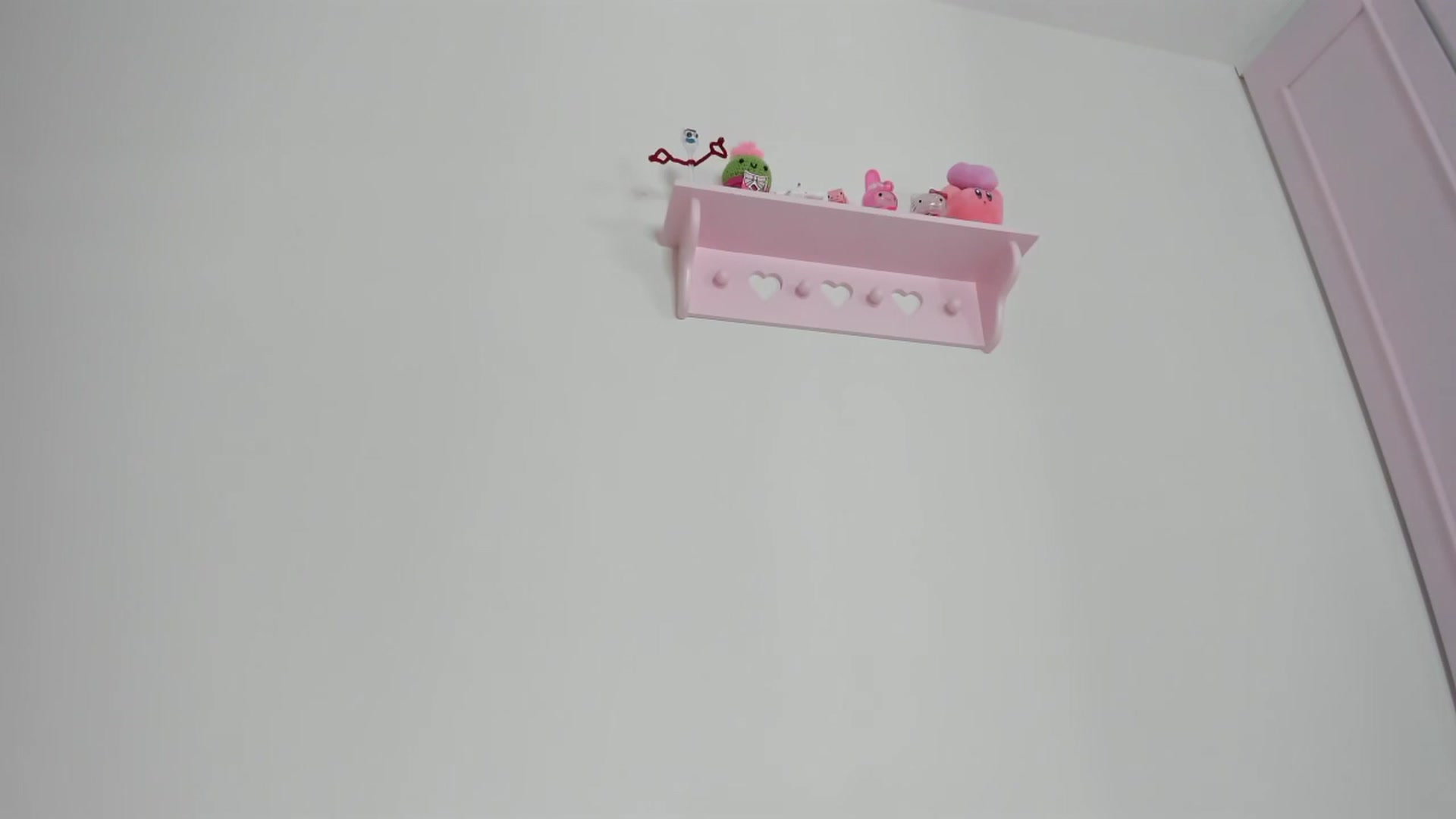Gallery image thumbnail from Cherrycute666's myfreecams stream on, 01/25/2024, 08:21 image 3 of 20