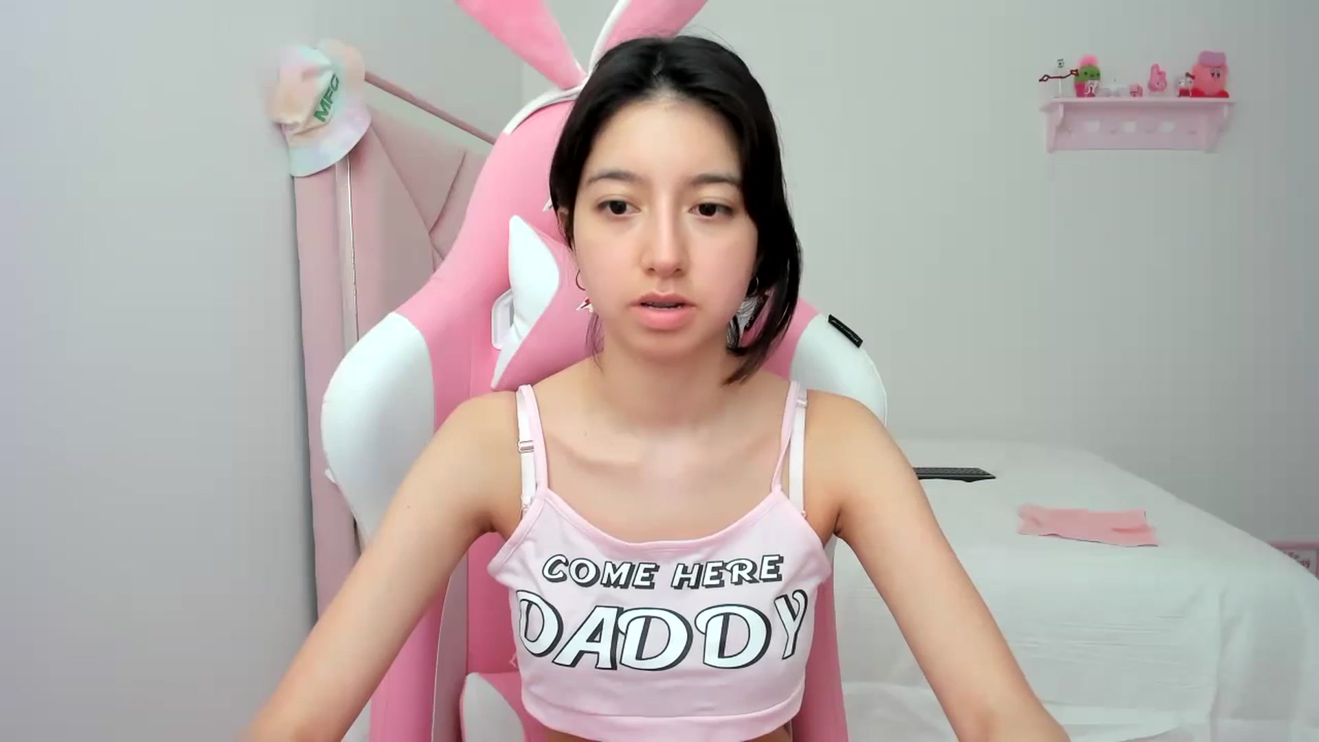 Gallery image thumbnail from Cherrycute666's myfreecams stream on, 01/25/2024, 19:45 image 8 of 20