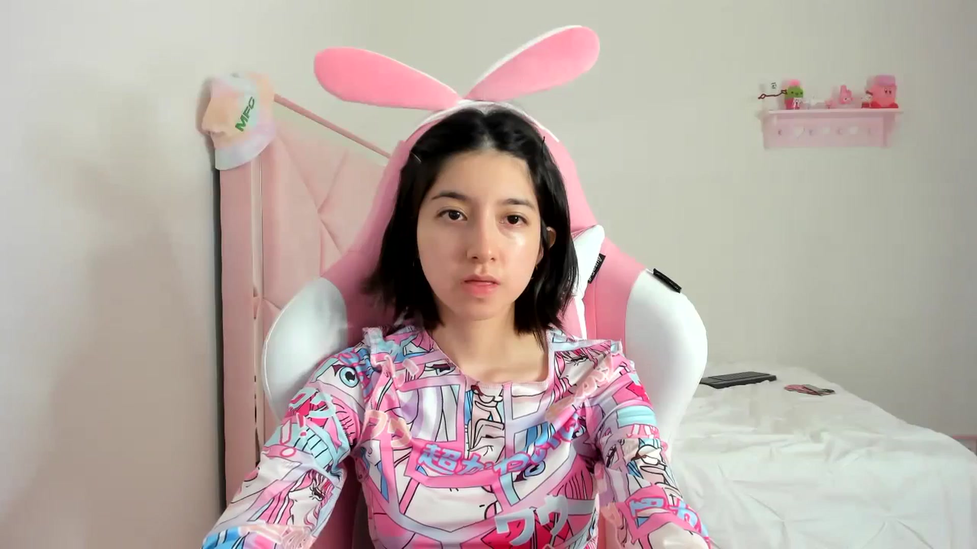 Gallery image thumbnail from Cherrycute666's myfreecams stream on, 01/27/2024, 10:43 image 9 of 20