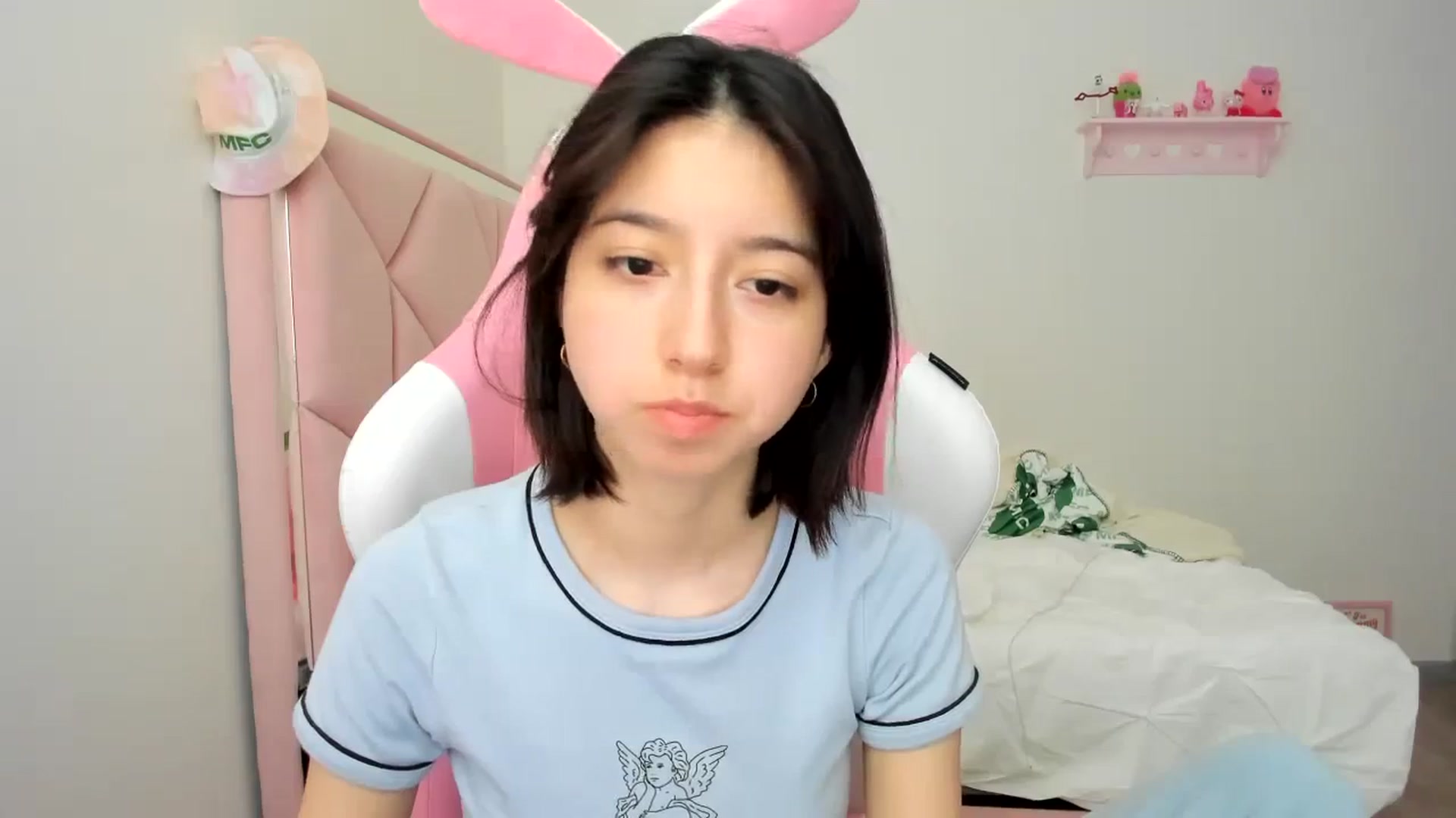 Gallery image thumbnail from Cherrycute666's myfreecams stream on, 01/29/2024, 22:43 image 2 of 20