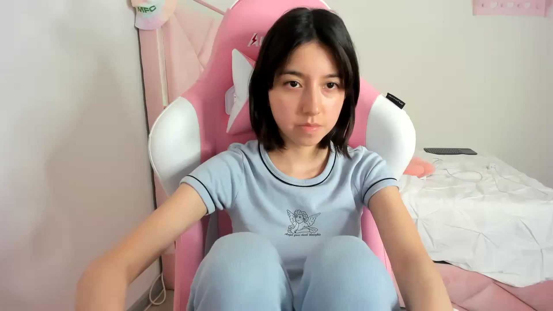 Gallery image thumbnail from Cherrycute666's myfreecams stream on, 01/30/2024, 03:03 image 12 of 20
