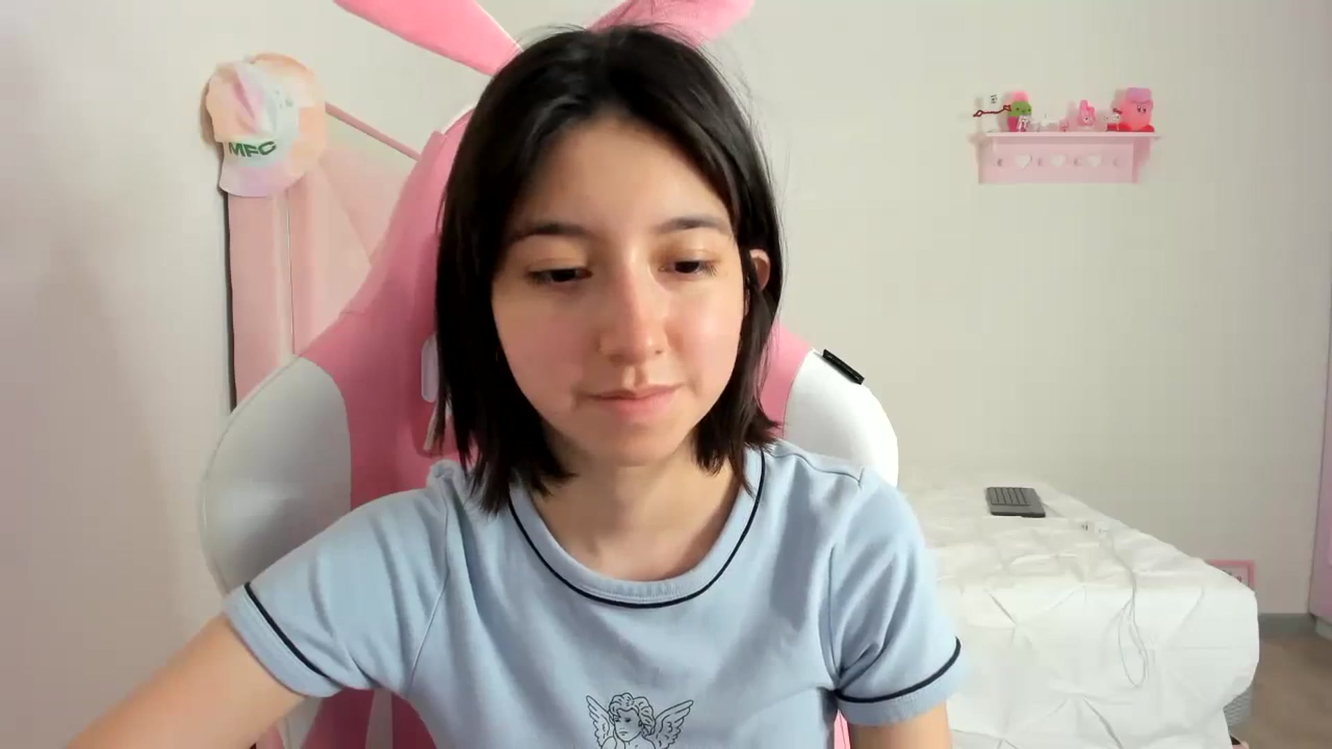 Gallery image thumbnail from Cherrycute666's myfreecams stream on, 01/30/2024, 08:38 image 4 of 20
