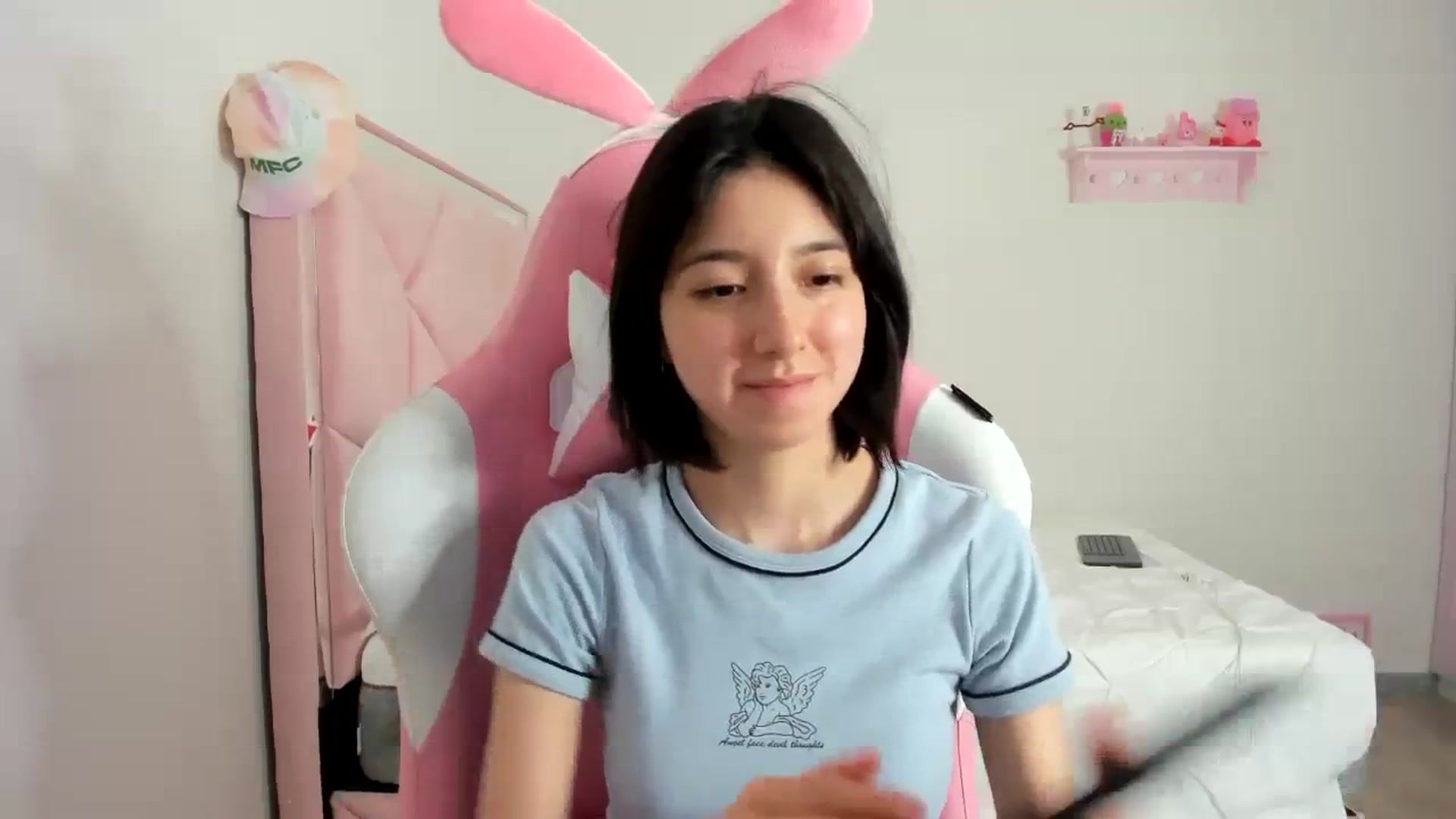 Gallery image thumbnail from Cherrycute666's myfreecams stream on, 01/30/2024, 08:38 image 3 of 20
