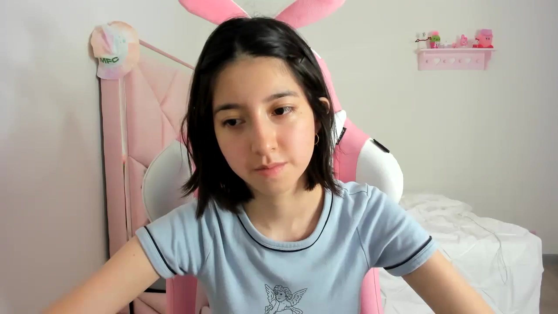 Gallery image thumbnail from Cherrycute666's myfreecams stream on, 01/30/2024, 10:23 image 5 of 20