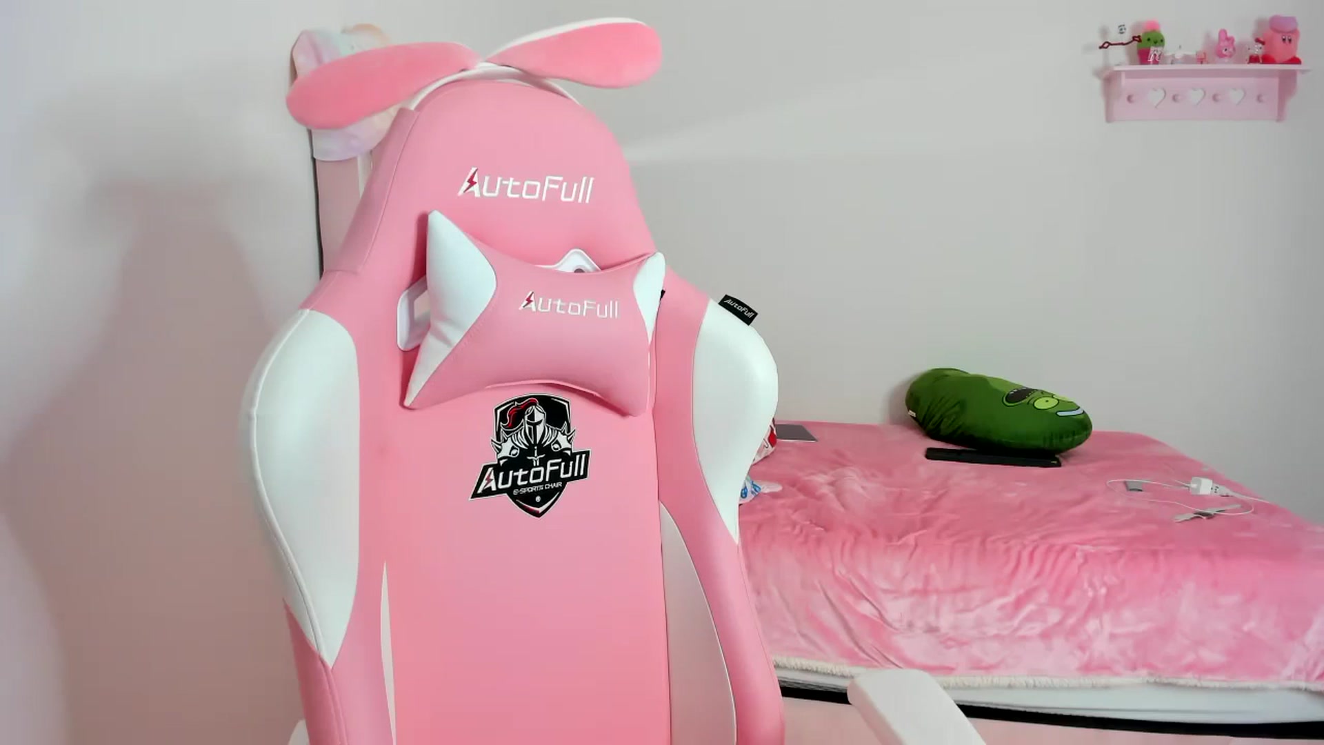 Gallery image thumbnail from Cherrycute666's myfreecams stream on, 02/02/2024, 06:30 image 16 of 20